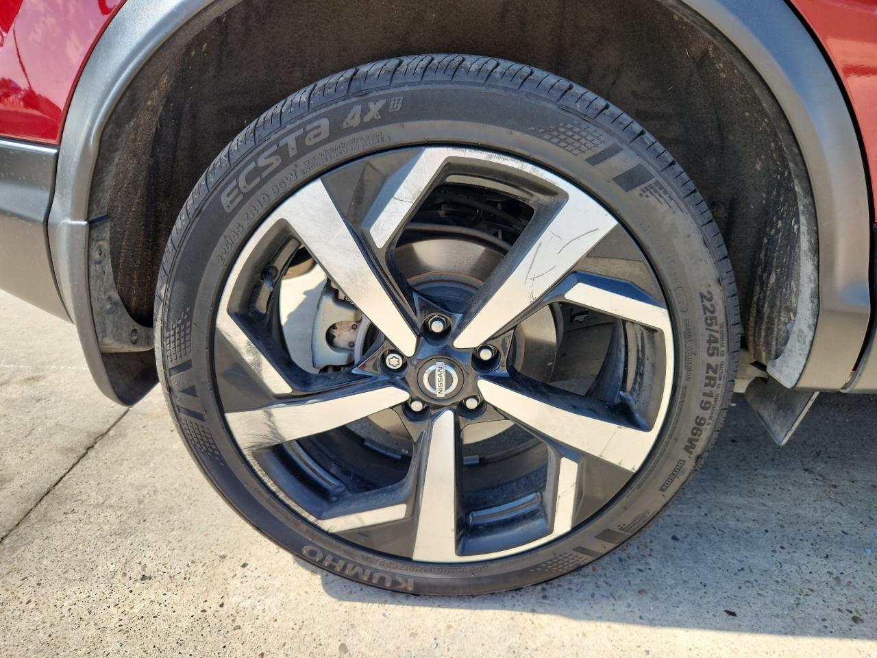 2022 Nissan Rogue Sport Sl Red vin: JN1BJ1CW4NW497802 Damage: Right Rear Wheel, Curb Rash, > 12 Inches