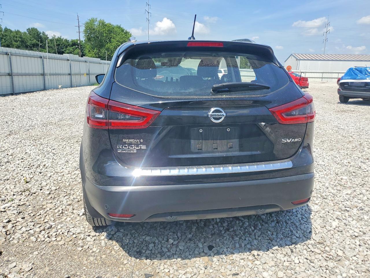 2020 Nissan Rogue Sport Sv Черный vin: JN1BJ1CW9LW649683