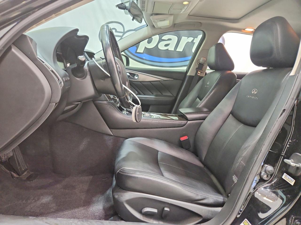 2014 Infiniti Q50 Base Black vin: JN1BV7AP0EM671010