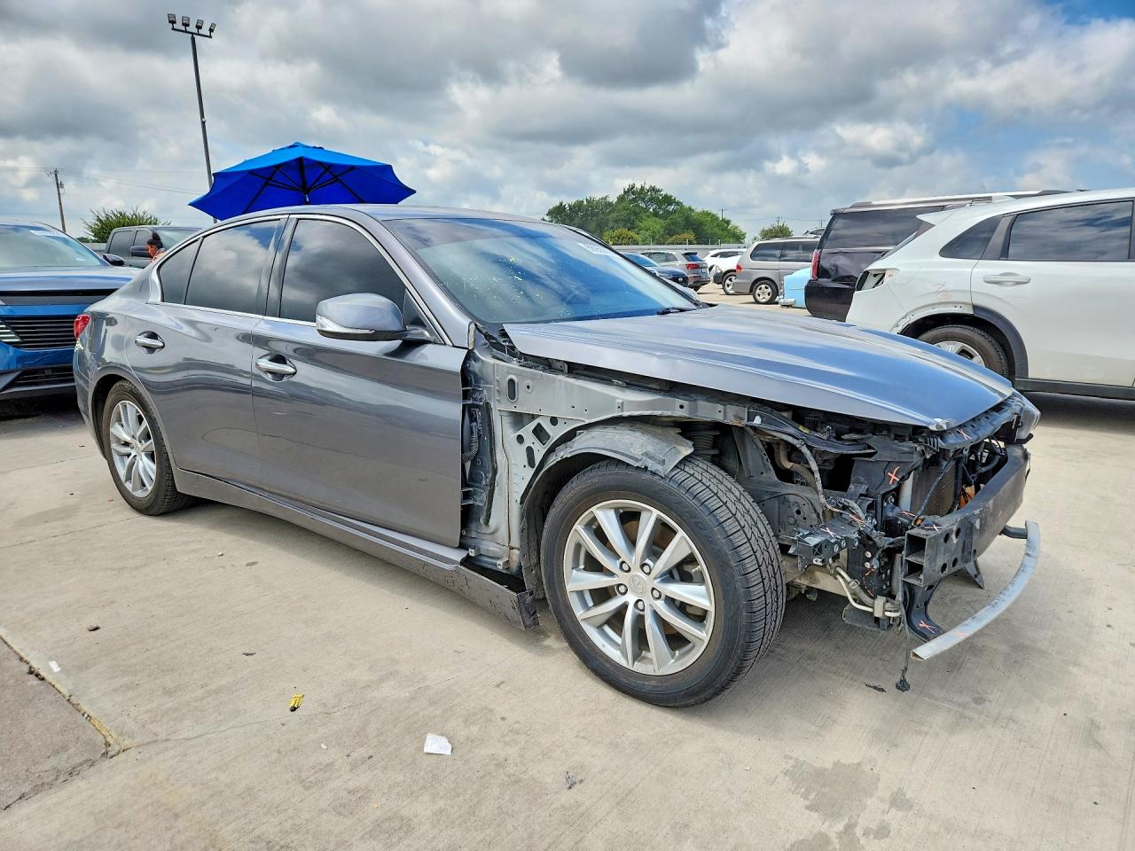 2014 Infiniti Q50 Base Gray vin: JN1BV7AP0EM672772