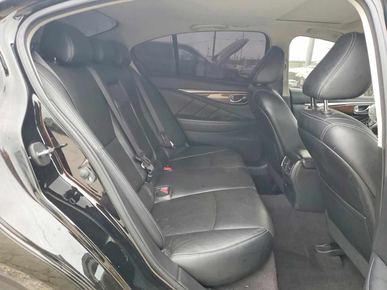 2014 Infiniti Q50 Base Black vin: JN1BV7AP0EM673467