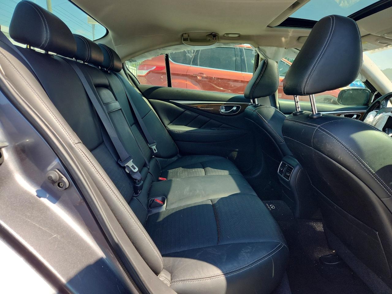 2014 Infiniti Q50 Base Gray vin: JN1BV7AP0EM673534