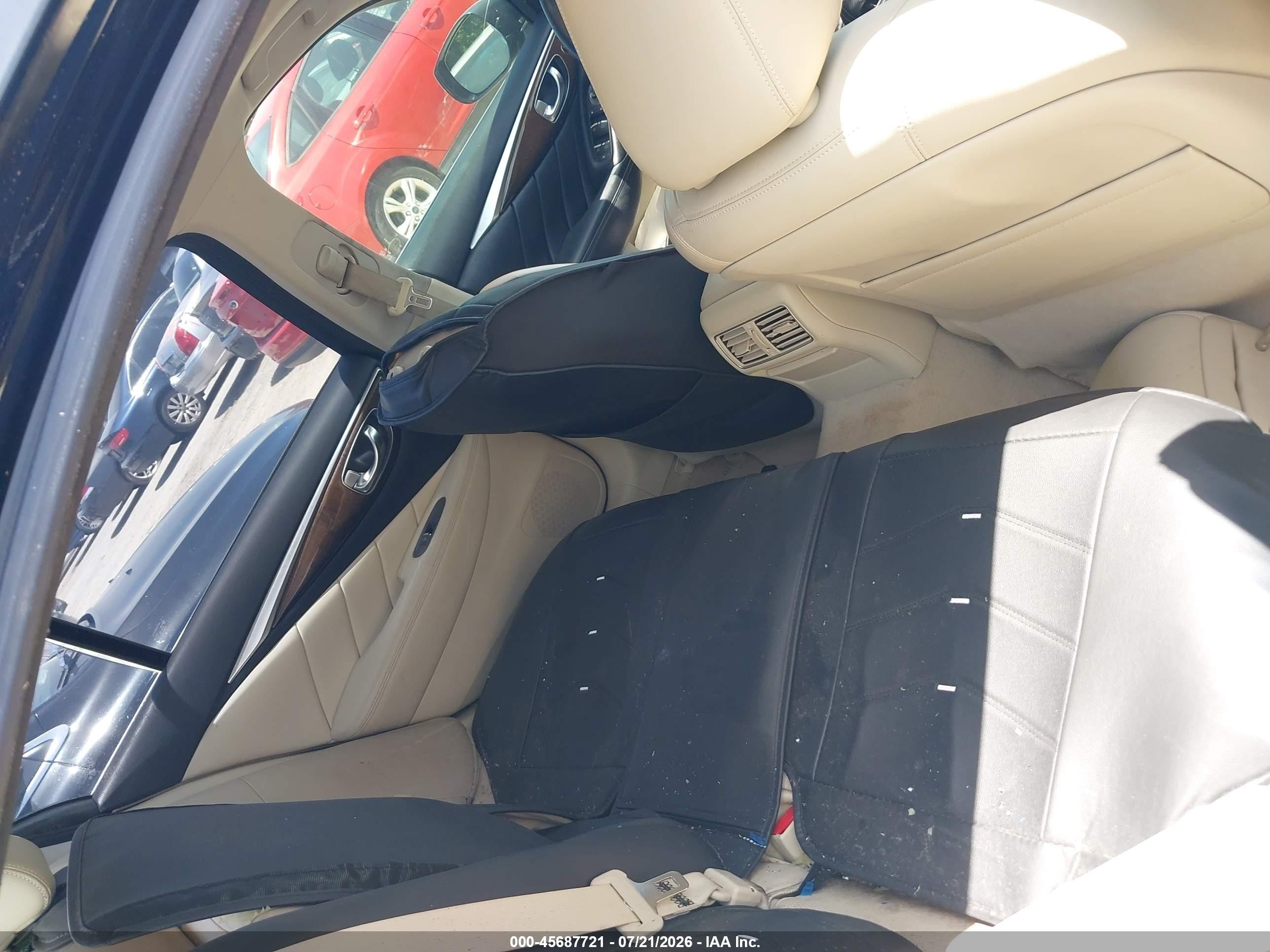 2014 Infiniti Q50 Premium Черный vin: JN1BV7AP0EM683691