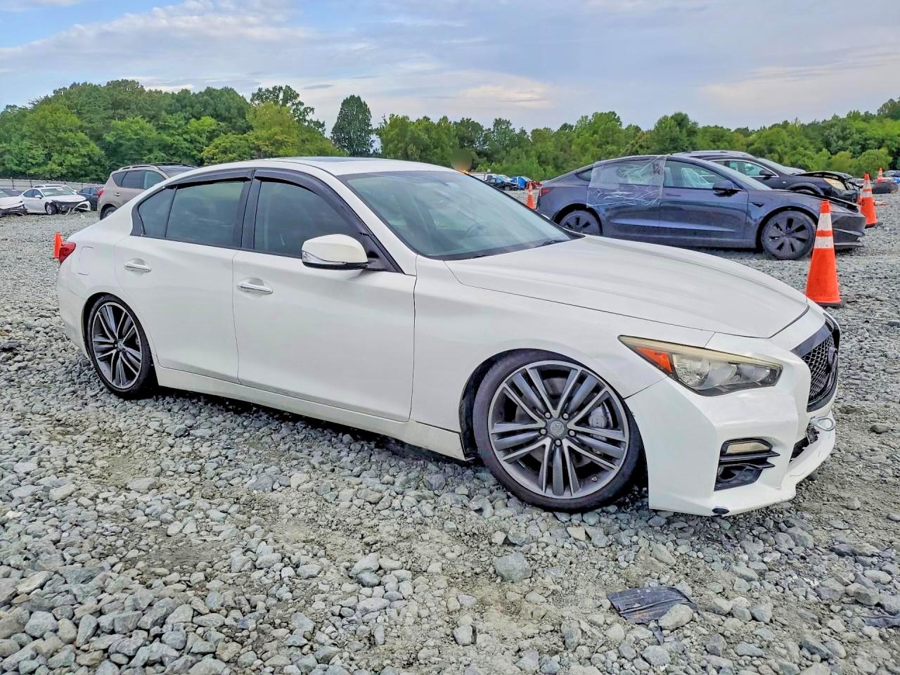 2014 Infiniti Q50 Sport White vin: JN1BV7AP0EM683934