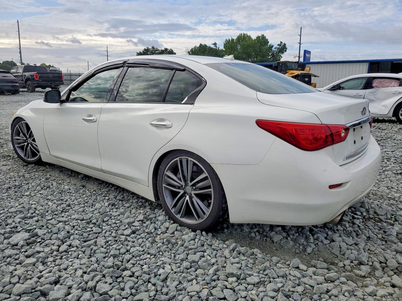 2014 Infiniti Q50 Sport White vin: JN1BV7AP0EM683934