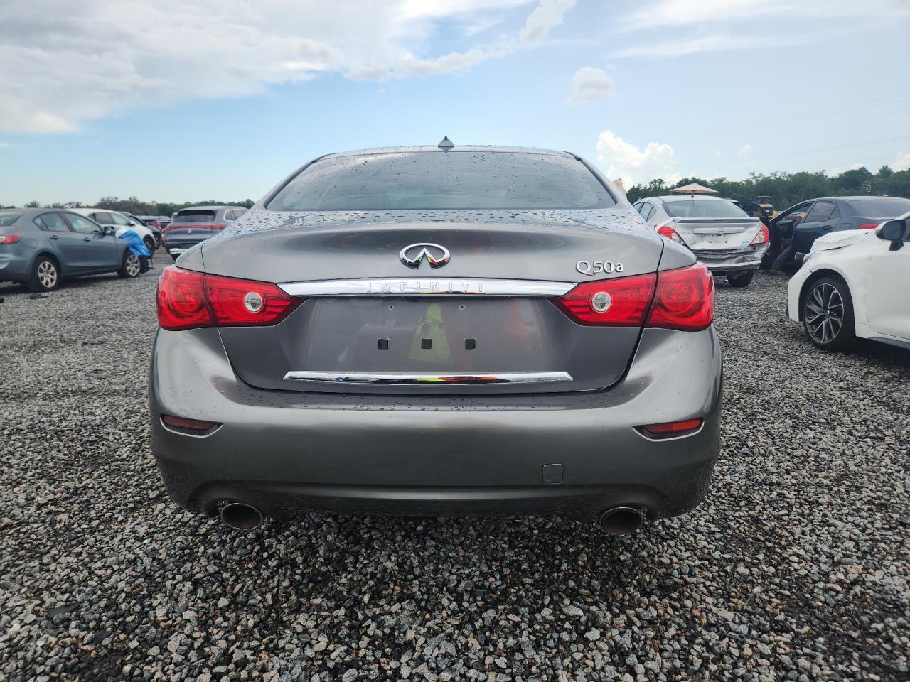 2015 Infiniti Q50 Base Silver vin: JN1BV7AP0FM331227