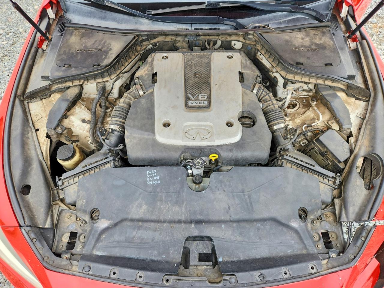 2015 Infiniti Q50 Base Red vin: JN1BV7AP0FM337772