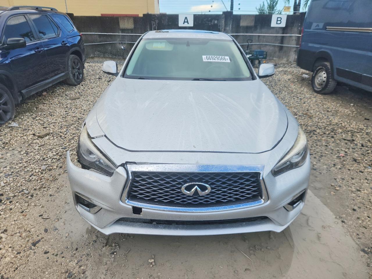 2015 Infiniti Q50 Premium Silver vin: JN1BV7AP0FM344978