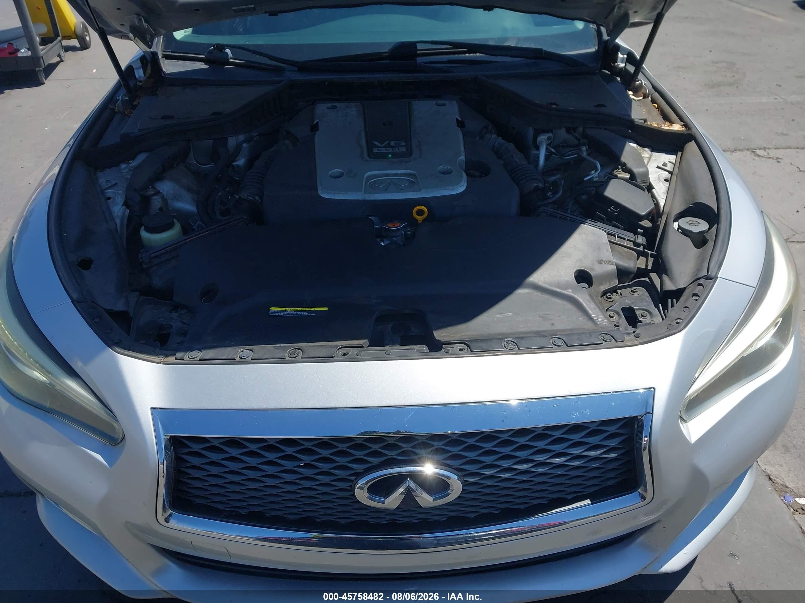 2015 Infiniti Q50 Premium Silver vin: JN1BV7AP0FM348349