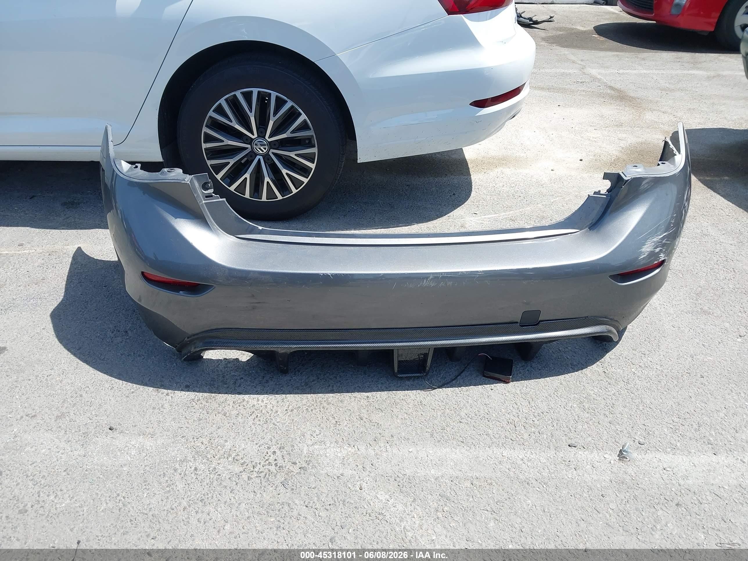 2015 Infiniti Q50 Premium Gray vin: JN1BV7AP0FM349260