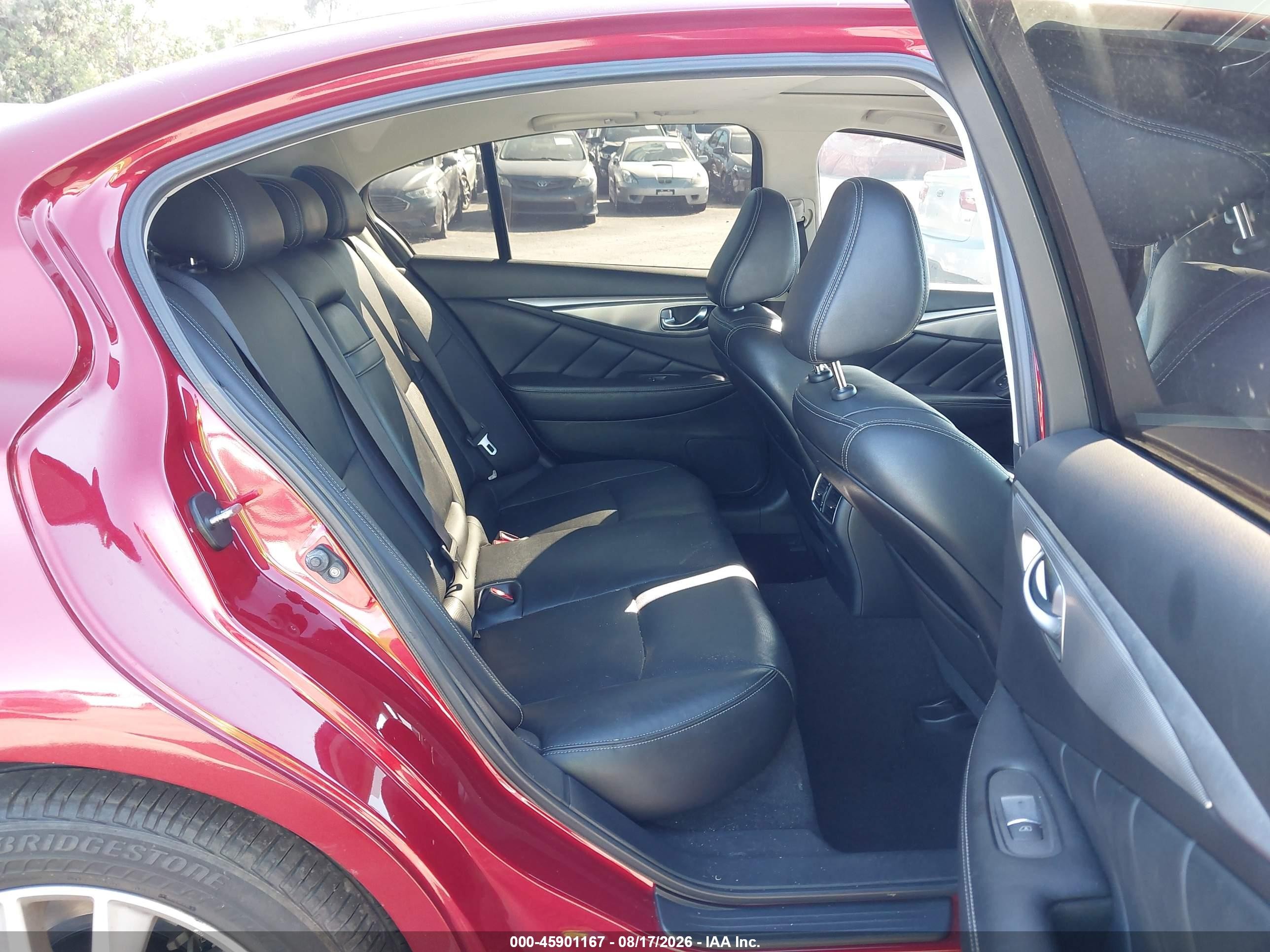 2015 Infiniti Q50 Premium Red vin: JN1BV7AP0FM350747