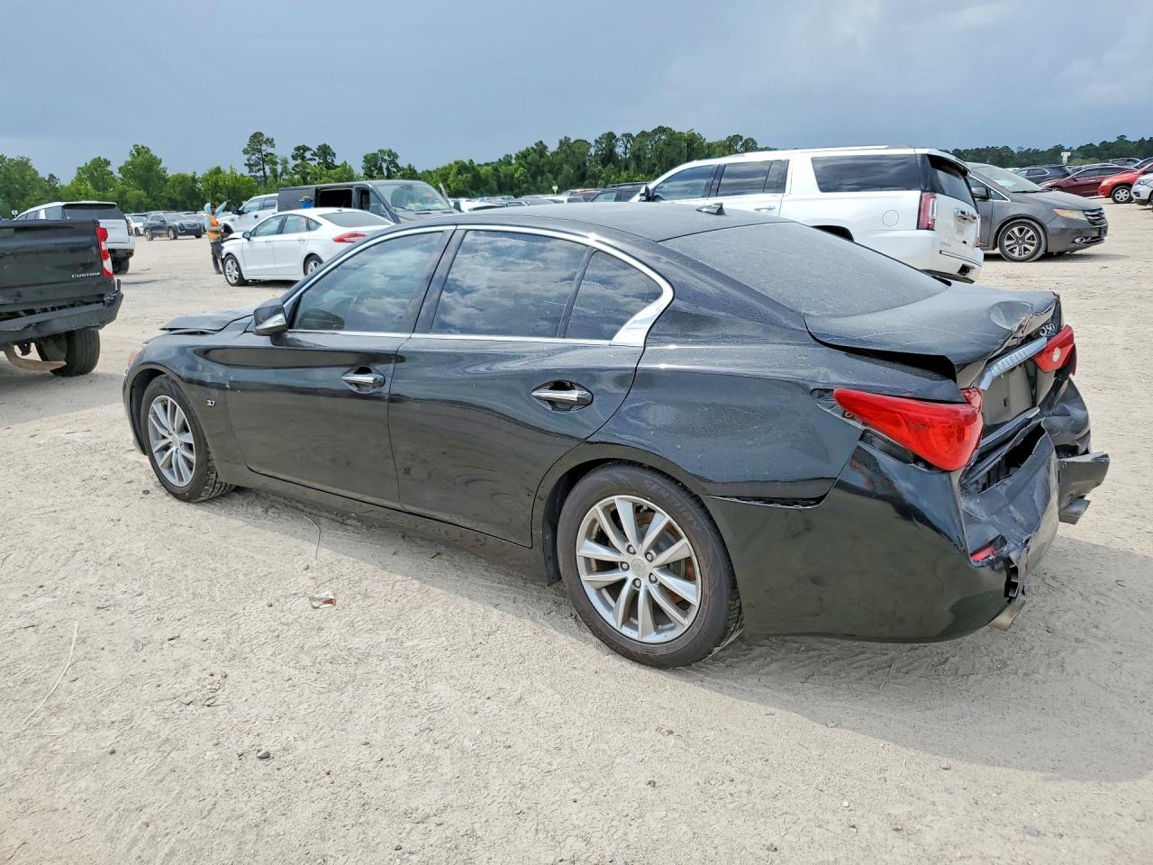 2014 Infiniti Q50 Premium Black vin: JN1BV7AP1EM679715