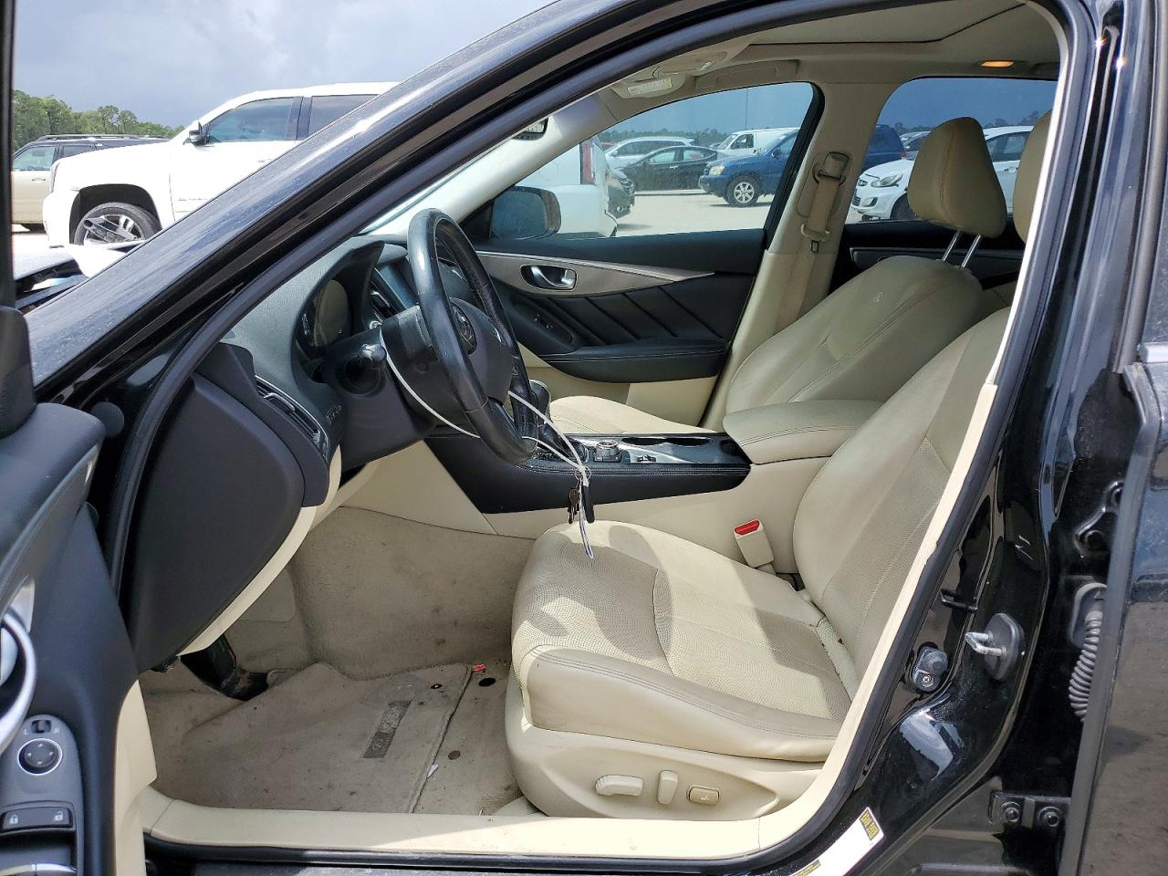2014 Infiniti Q50 Premium Black vin: JN1BV7AP1EM679715