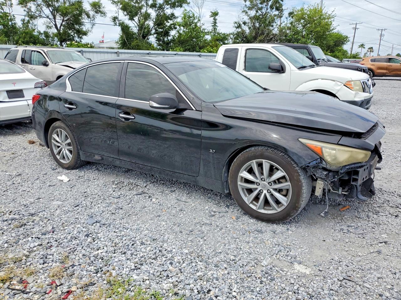 2014 Infiniti Q50 Base Black vin: JN1BV7AP1EM682467