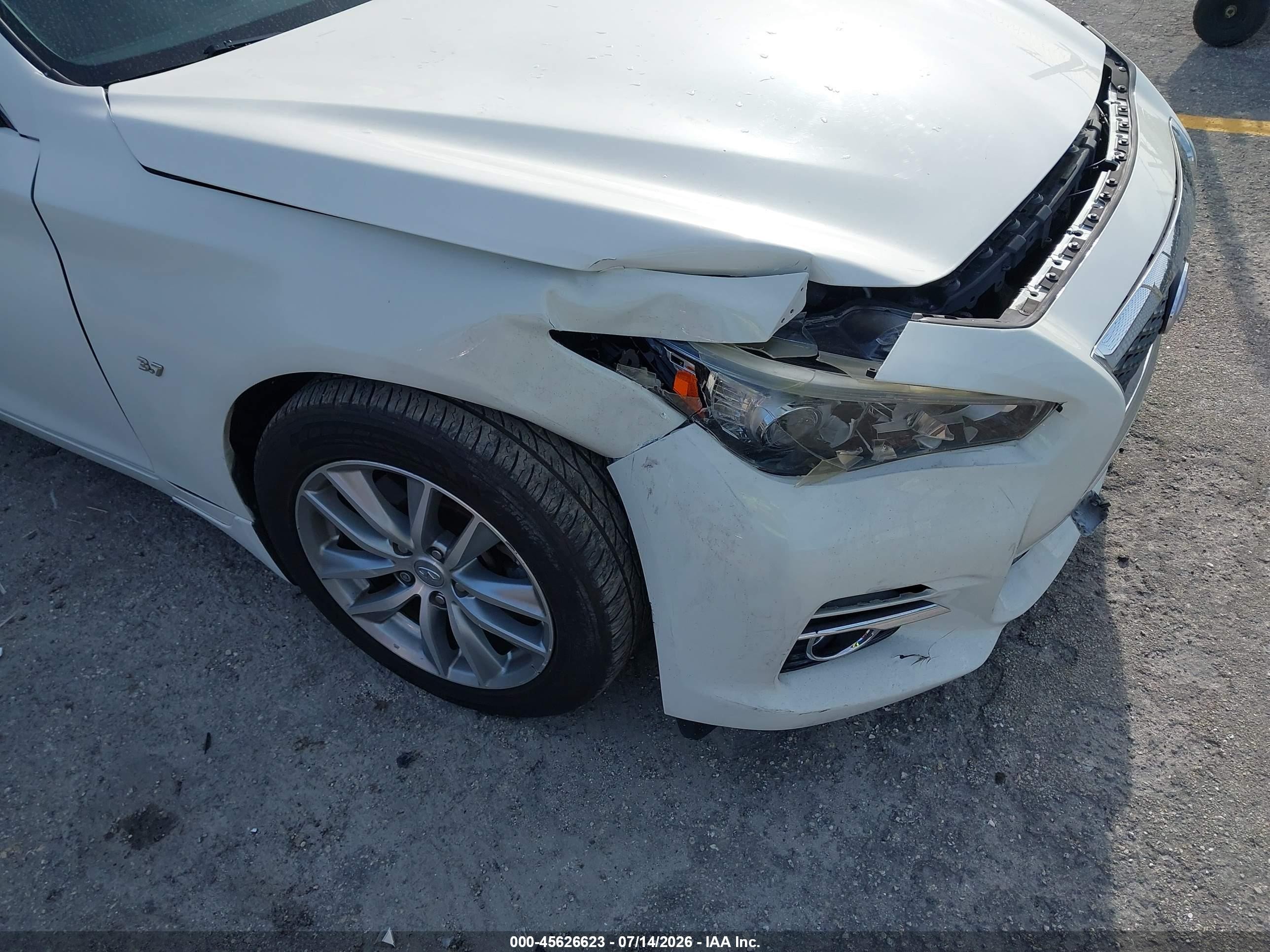 2014 Infiniti Q50 White vin: JN1BV7AP1EM689273