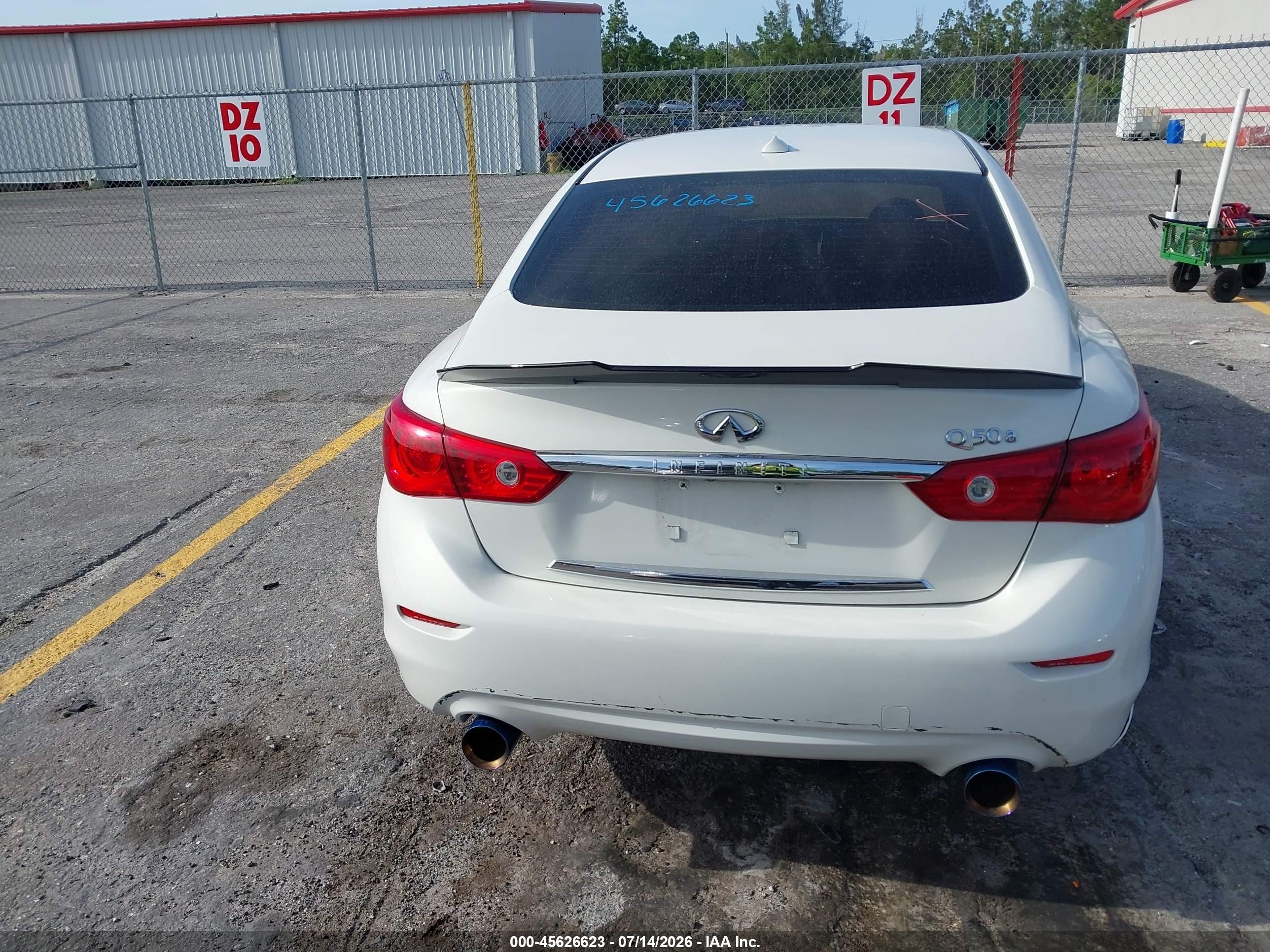 2014 Infiniti Q50 White vin: JN1BV7AP1EM689273
