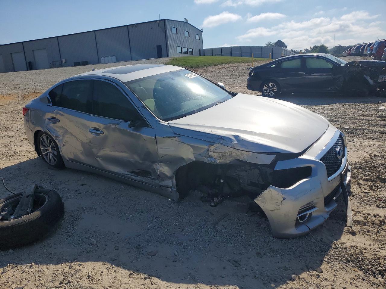 2015 Infiniti Q50 Premium Silver vin: JN1BV7AP1FM330359
