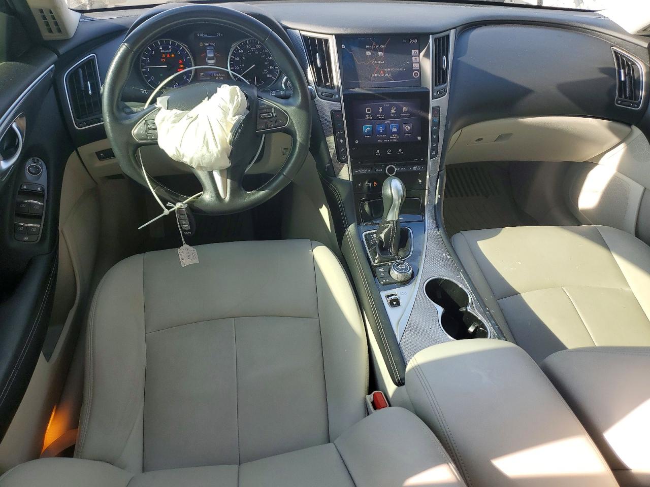 2015 Infiniti Q50 Premium Silver vin: JN1BV7AP1FM330359