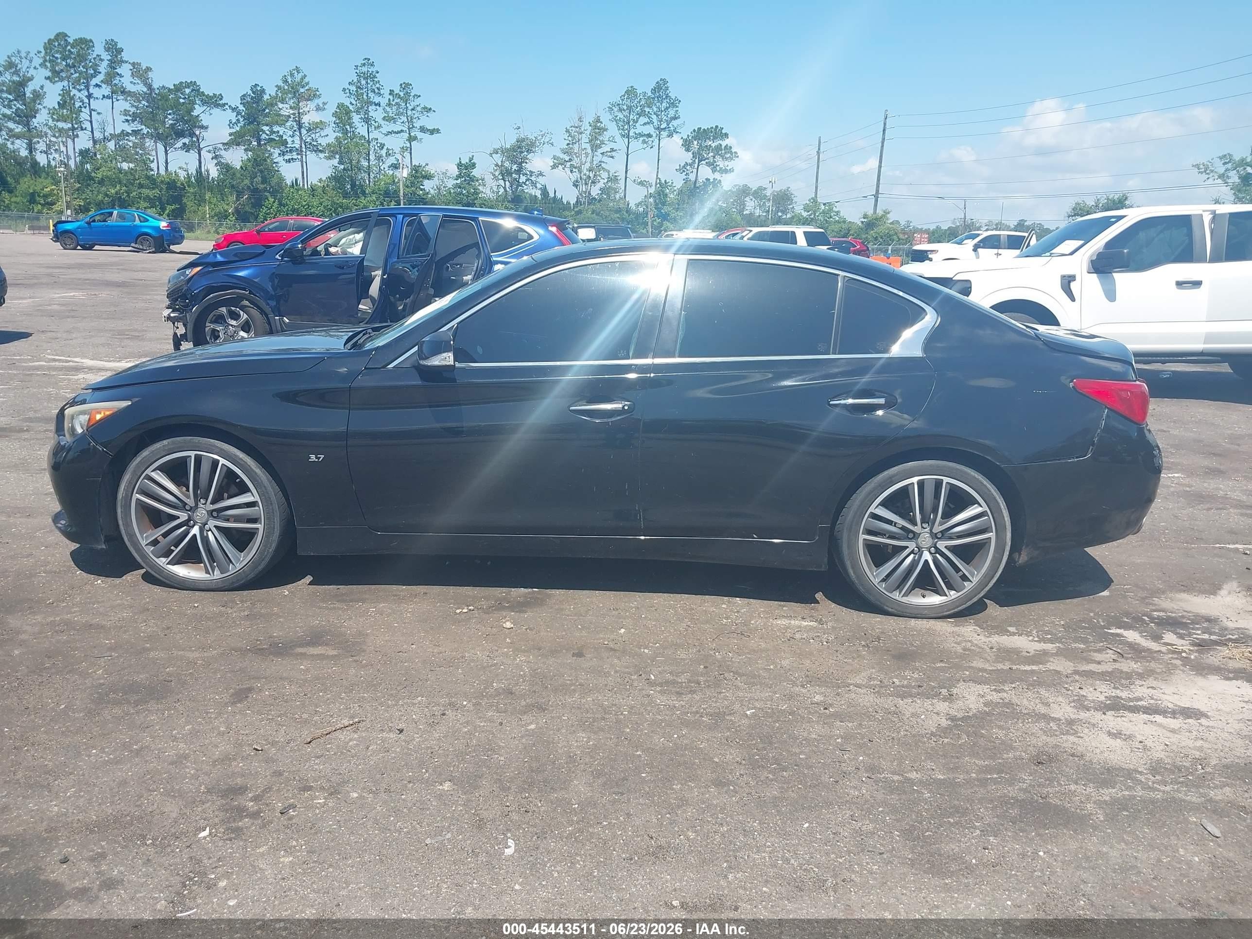 2015 Infiniti Q50 Premium/sport Black vin: JN1BV7AP1FM336498