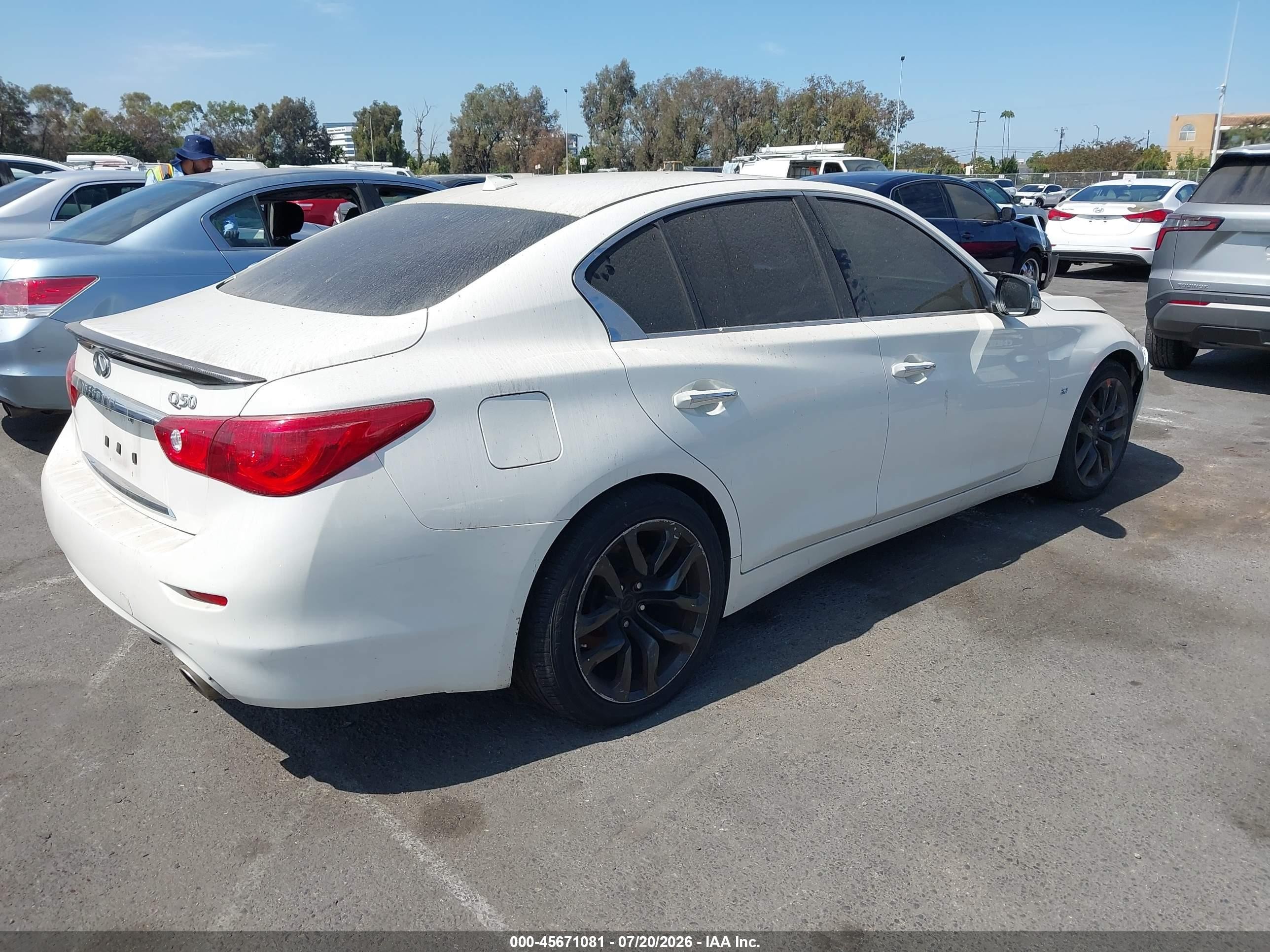 2015 Infiniti Q50 Premium White vin: JN1BV7AP1FM338932