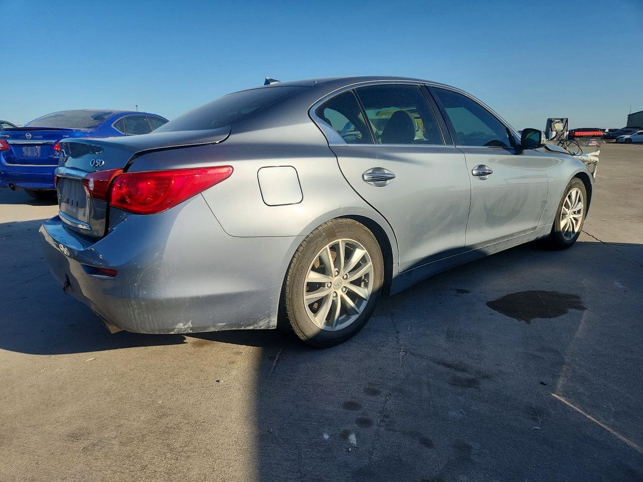 2015 Infiniti Q50 Premium Blue vin: JN1BV7AP1FM348702