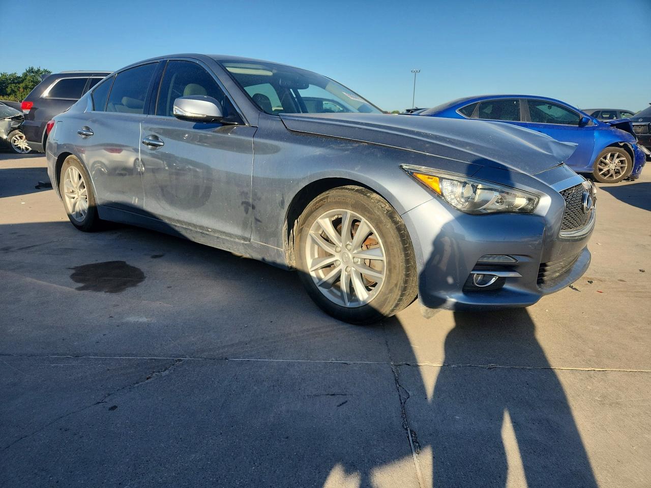 2015 Infiniti Q50 Premium Blue vin: JN1BV7AP1FM348702