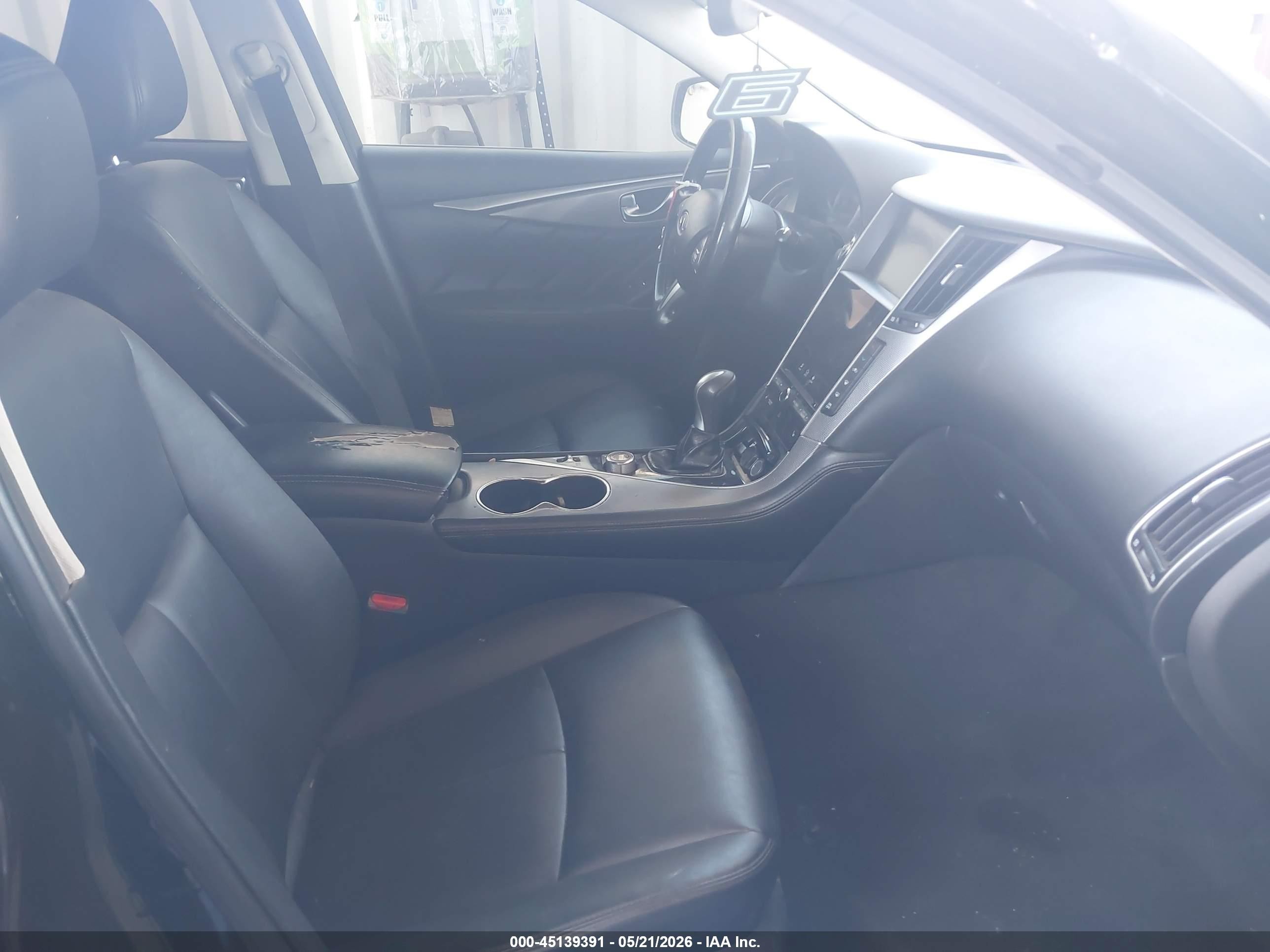 2015 Infiniti Q50 Premium Black vin: JN1BV7AP1FM350899