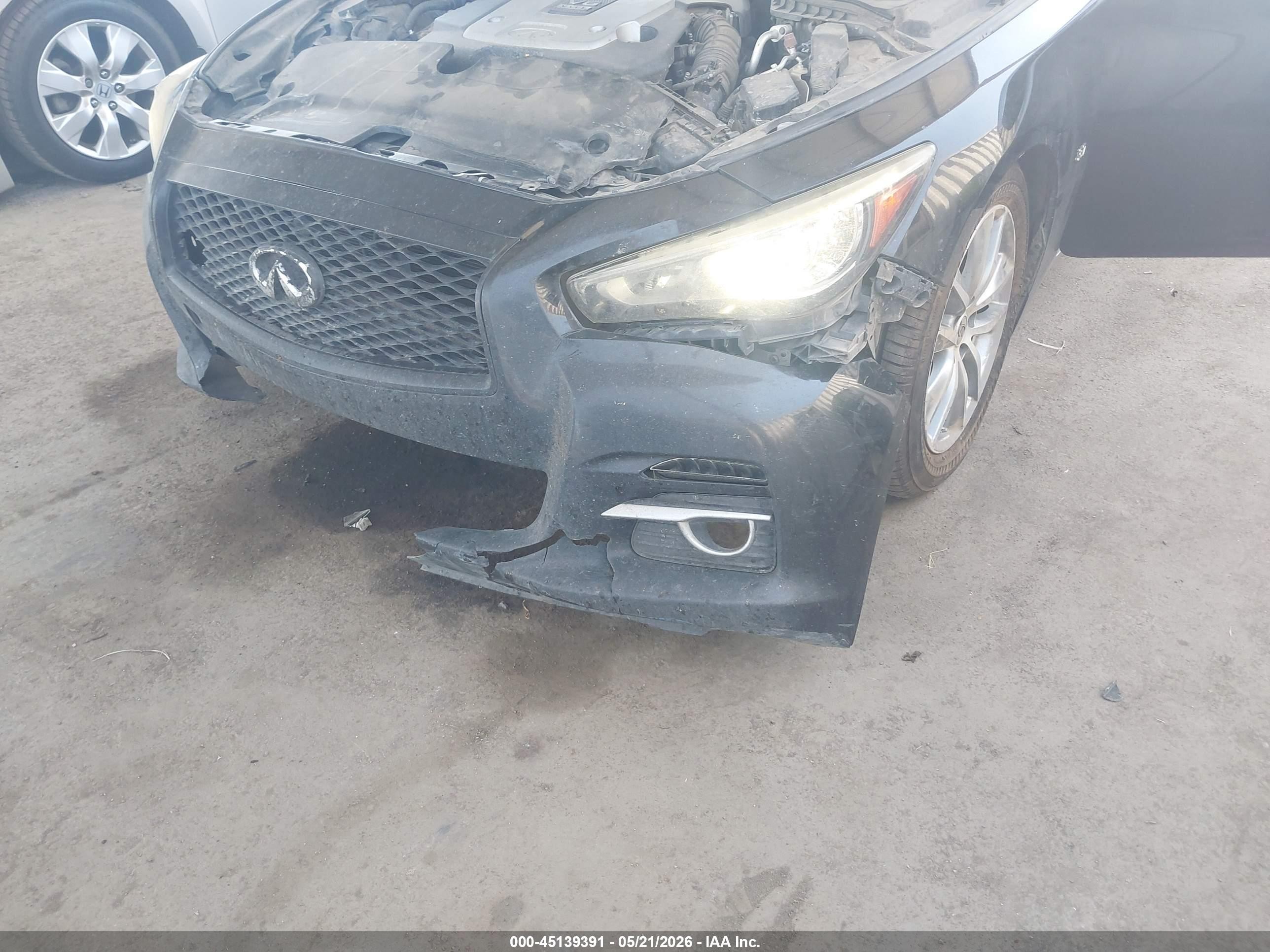 2015 Infiniti Q50 Premium Black vin: JN1BV7AP1FM350899