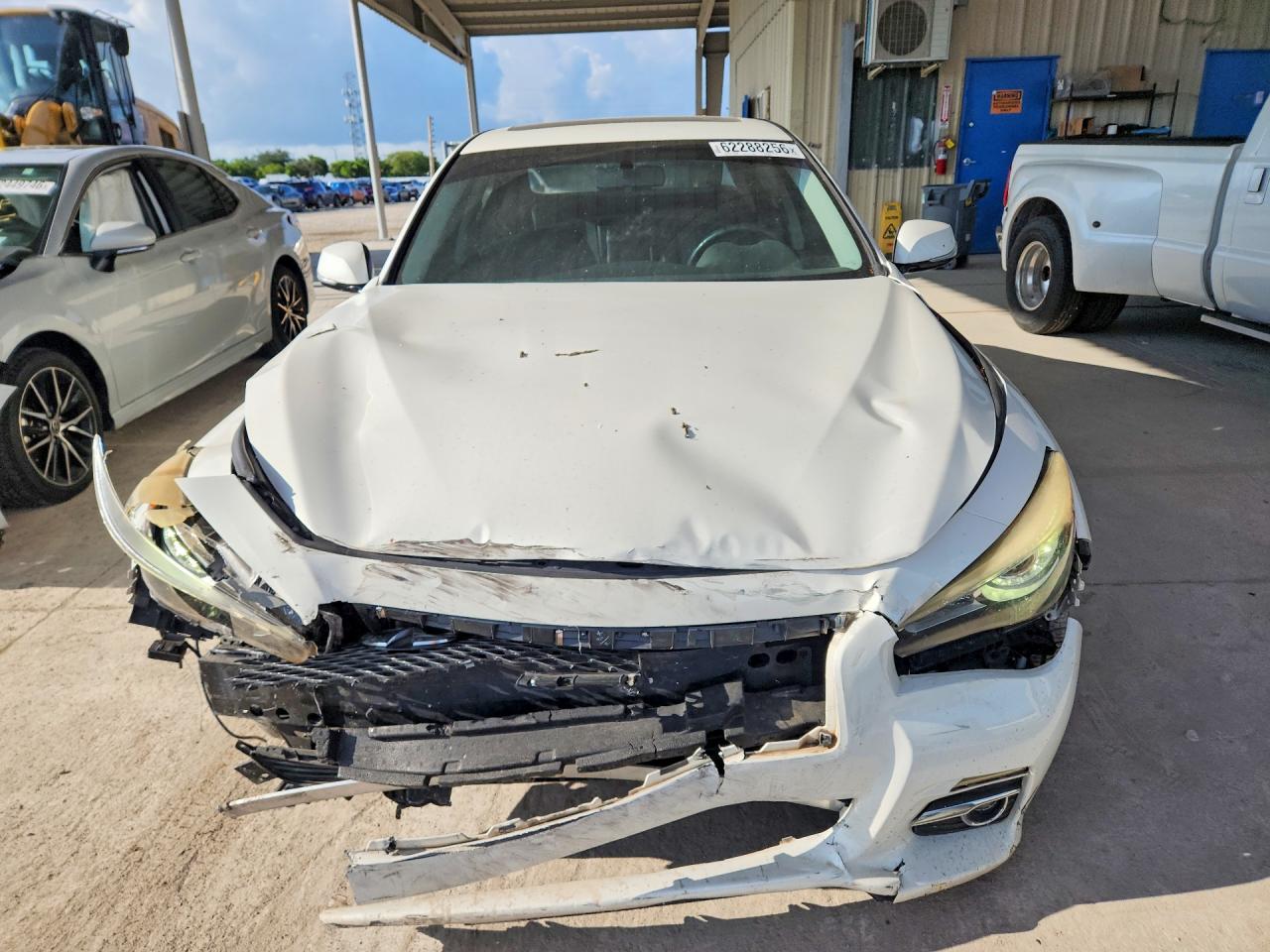 2015 Infiniti Q50 Base White vin: JN1BV7AP1FM356329