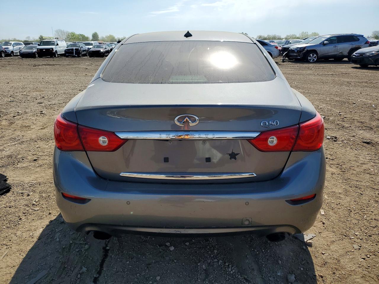 2014 Infiniti Q50 Base Gray vin: JN1BV7AP2EM670196