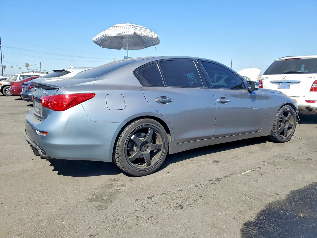 2014 Infiniti Q50 Base Gray vin: JN1BV7AP2EM671400