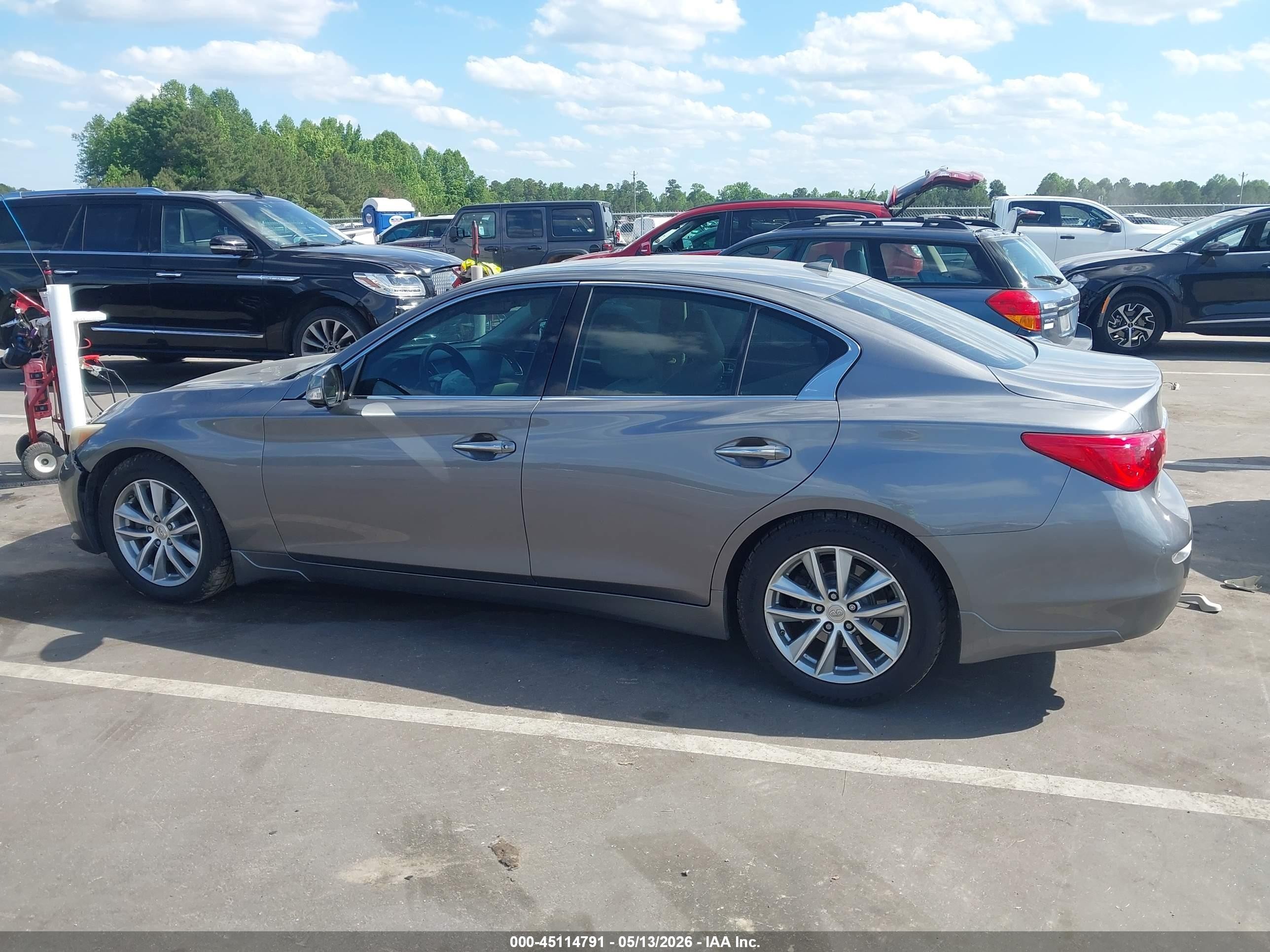 2014 Infiniti Q50 Premium Gray vin: JN1BV7AP2EM676726