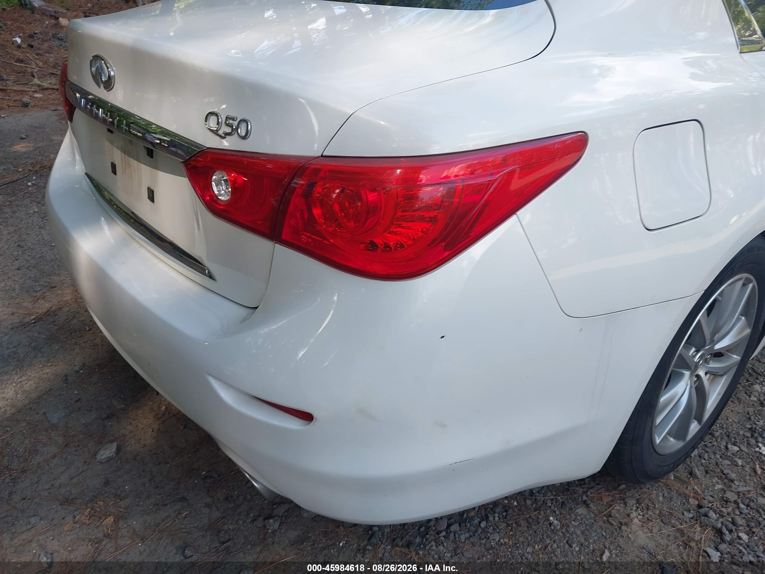 2014 Infiniti Q50 Premium/sport Белый vin: JN1BV7AP2EM683868