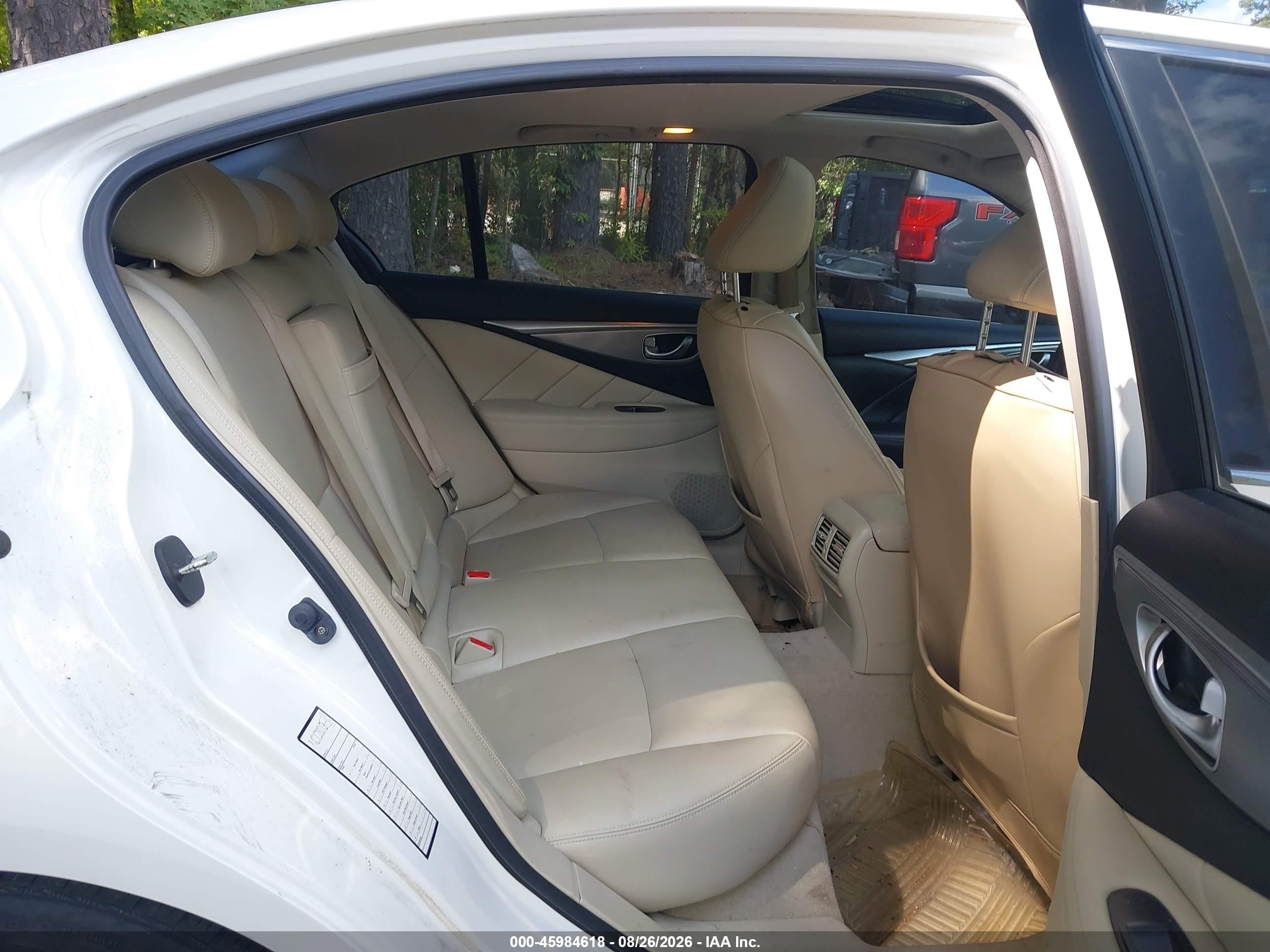 2014 Infiniti Q50 Premium/sport Белый vin: JN1BV7AP2EM683868