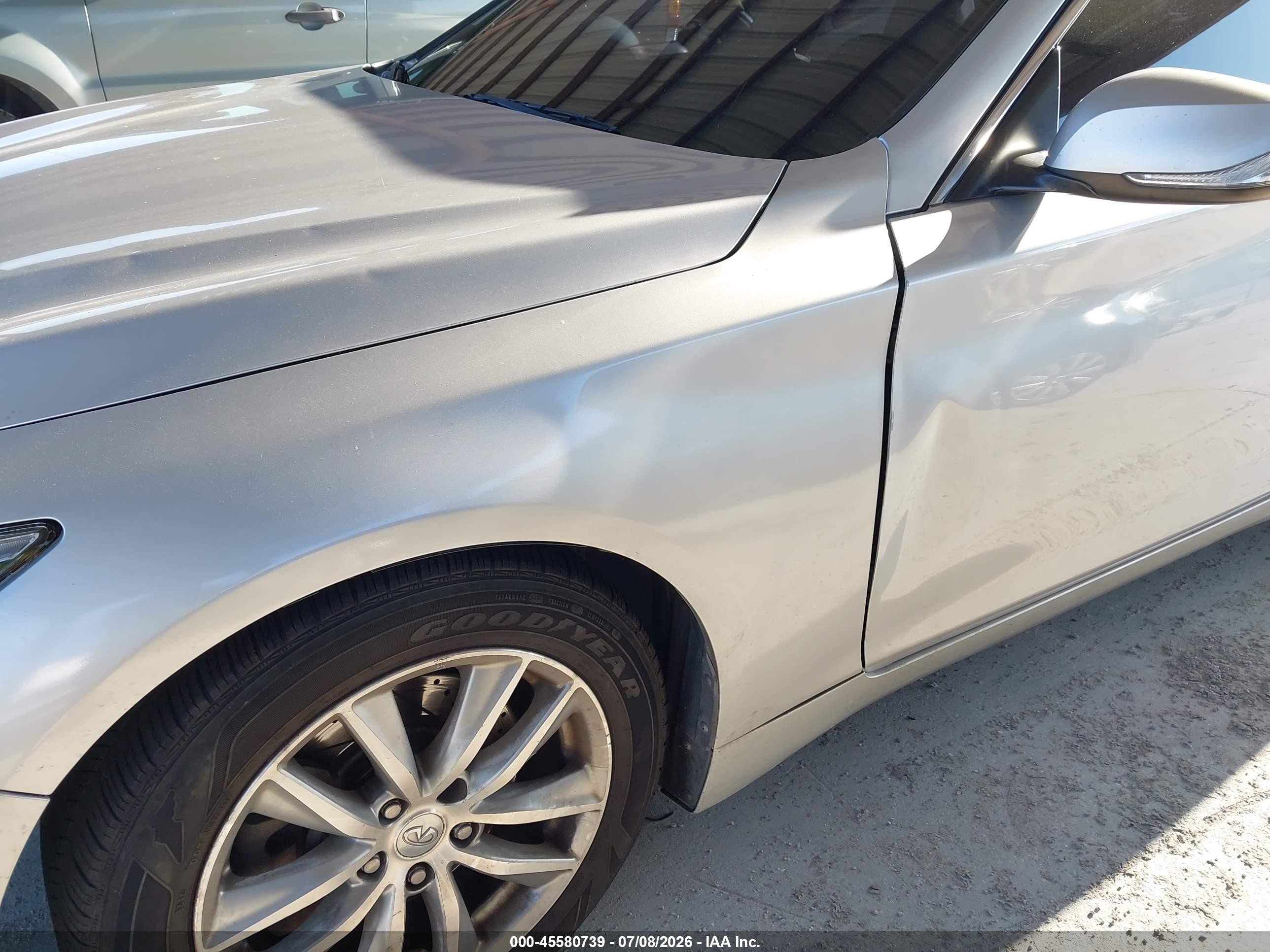 2014 Infiniti Q50 Premium/sport Серебряный vin: JN1BV7AP2EM686091