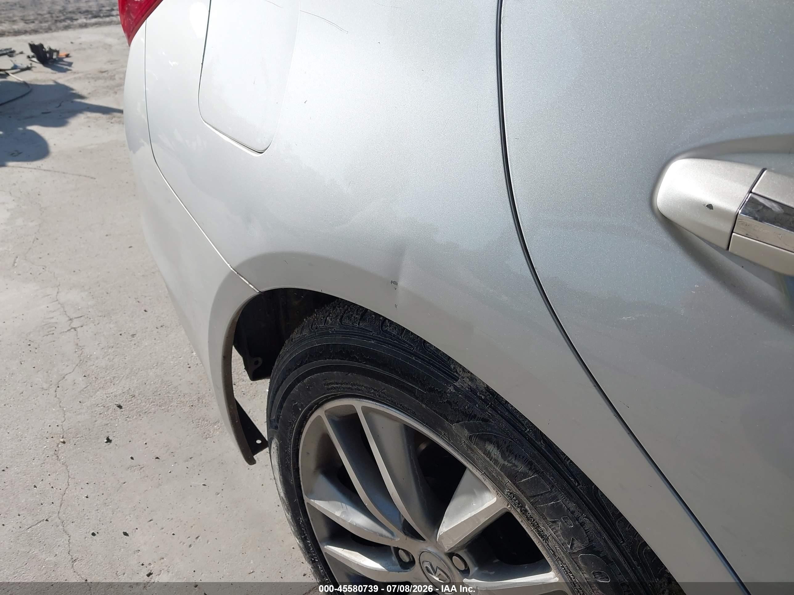 2014 Infiniti Q50 Premium/sport Серебряный vin: JN1BV7AP2EM686091