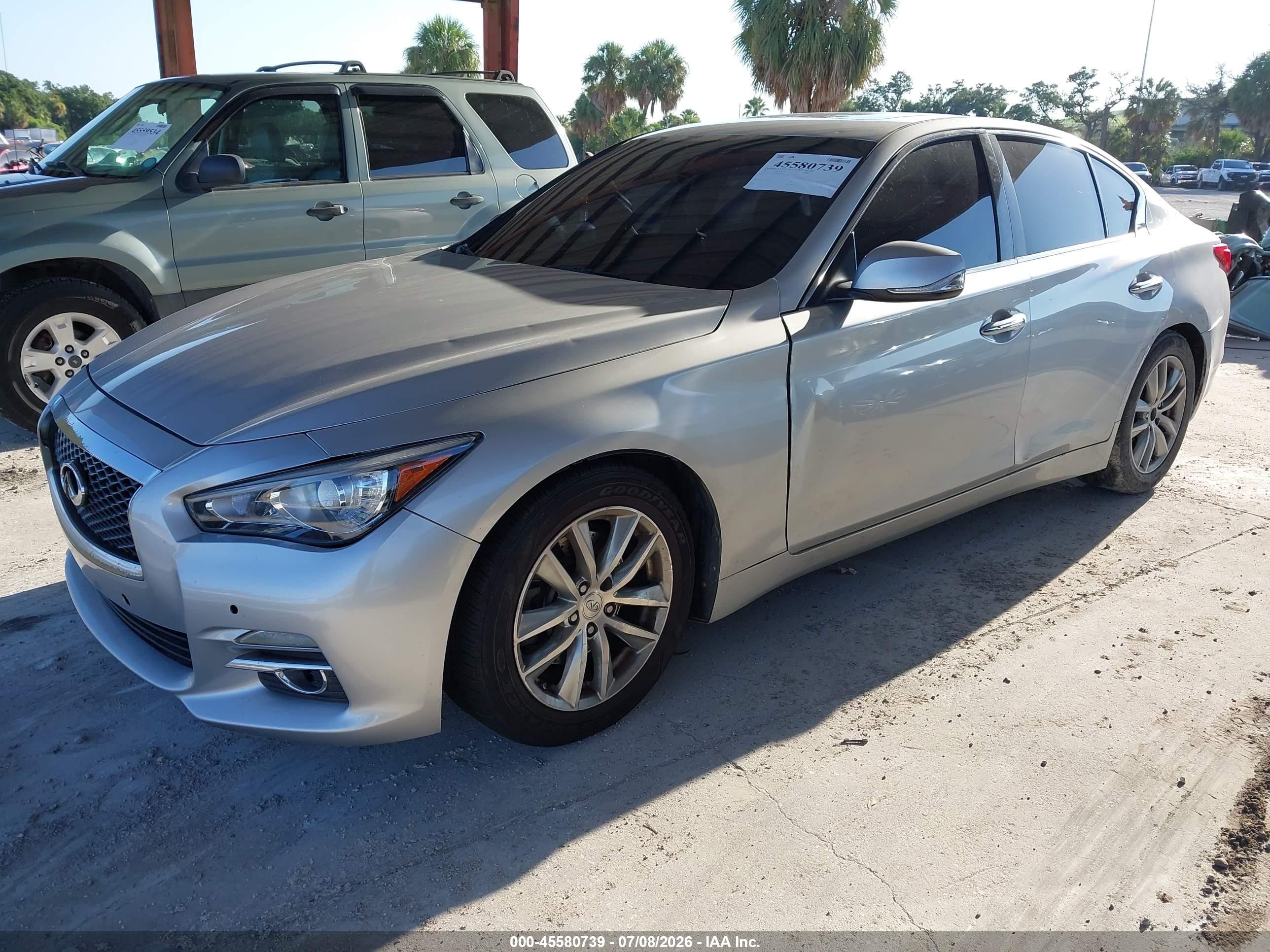 2014 Infiniti Q50 Premium/sport Серебряный vin: JN1BV7AP2EM686091