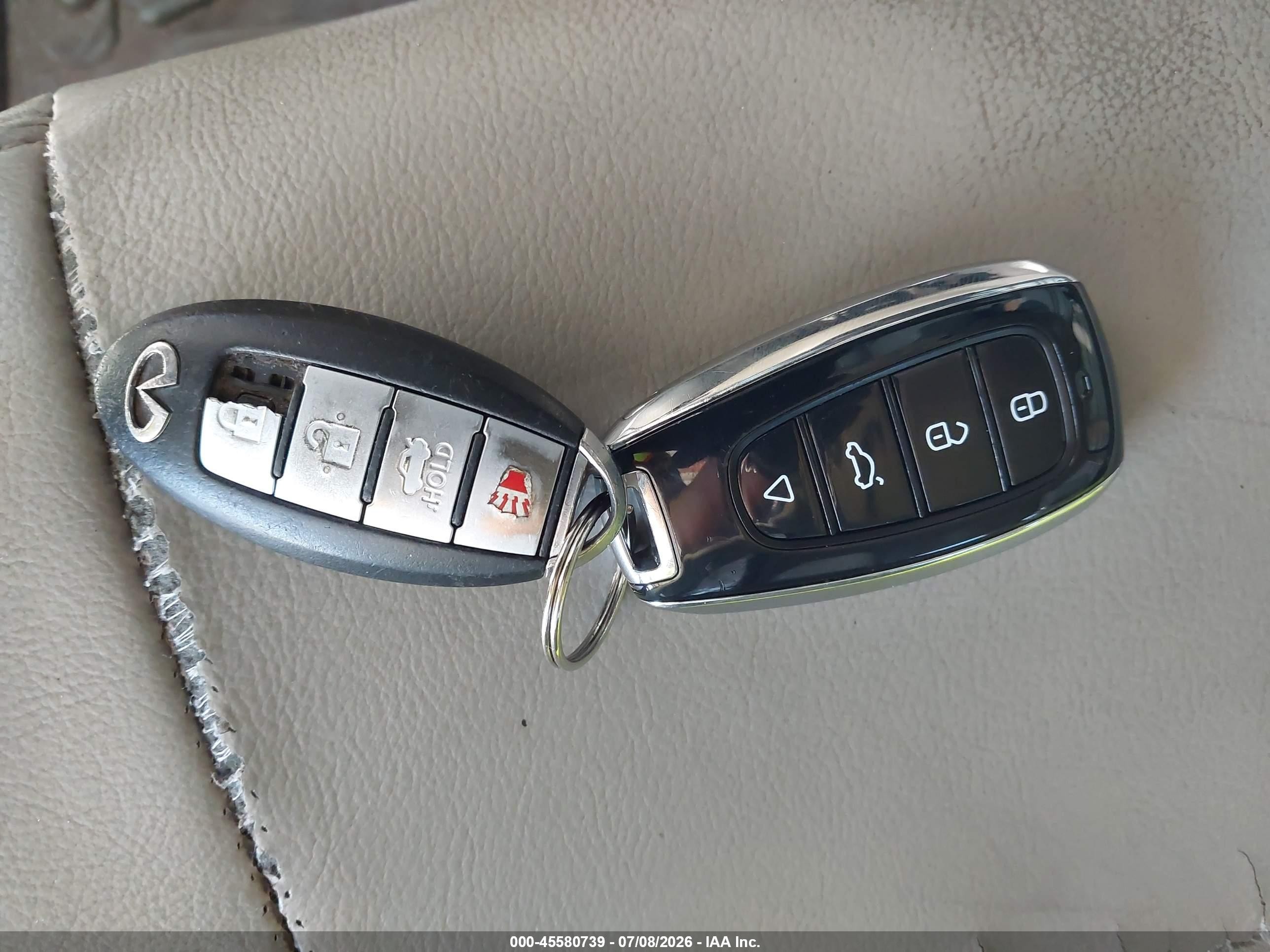 2014 Infiniti Q50 Premium/sport Серебряный vin: JN1BV7AP2EM686091