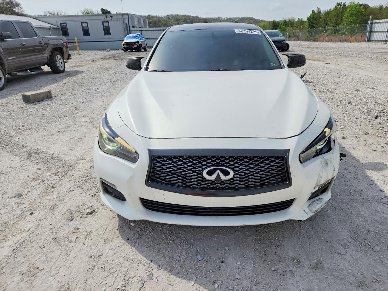 2014 Infiniti Q50 Premium White vin: JN1BV7AP2EM690352