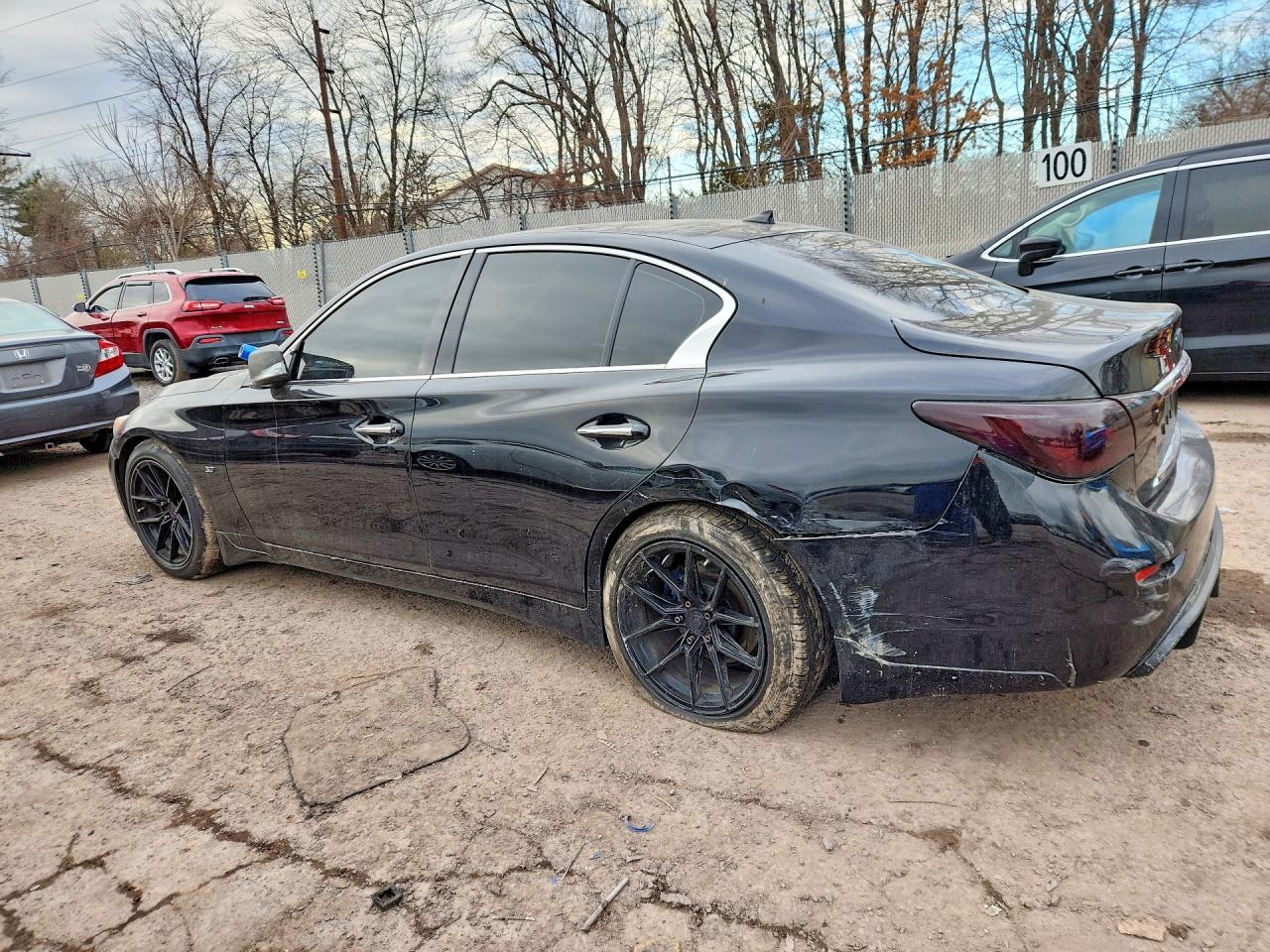 2015 Infiniti Q50 Premium Черный vin: JN1BV7AP2FM330323