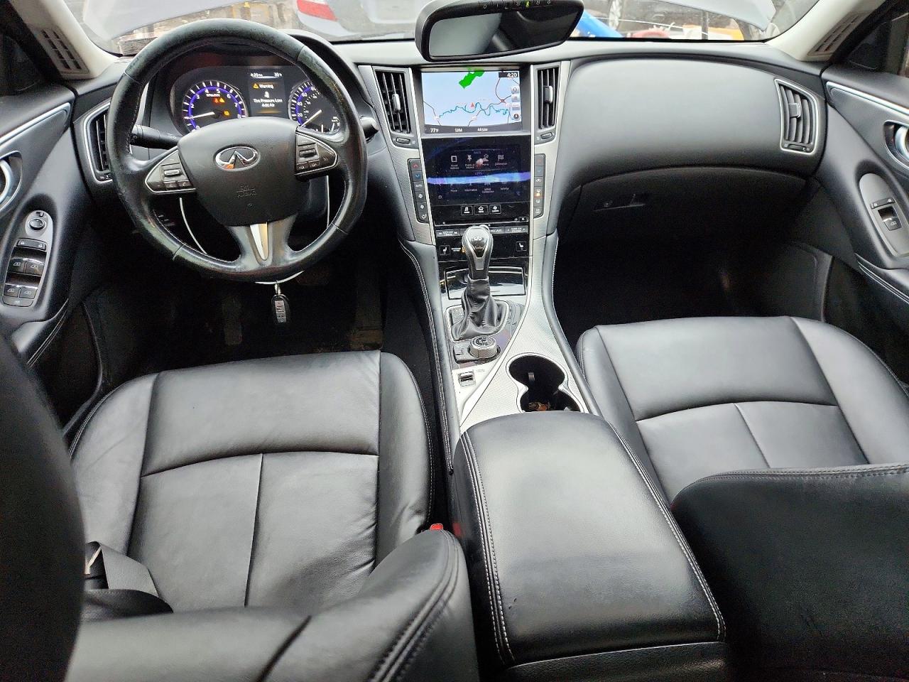2015 Infiniti Q50 Premium Черный vin: JN1BV7AP2FM330323