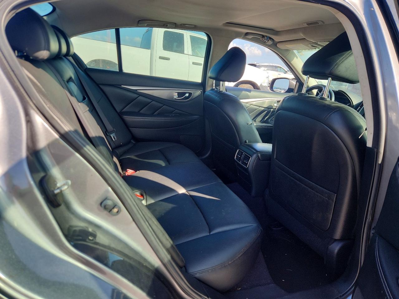 2015 Infiniti Q50 Premium Gray vin: JN1BV7AP2FM332525