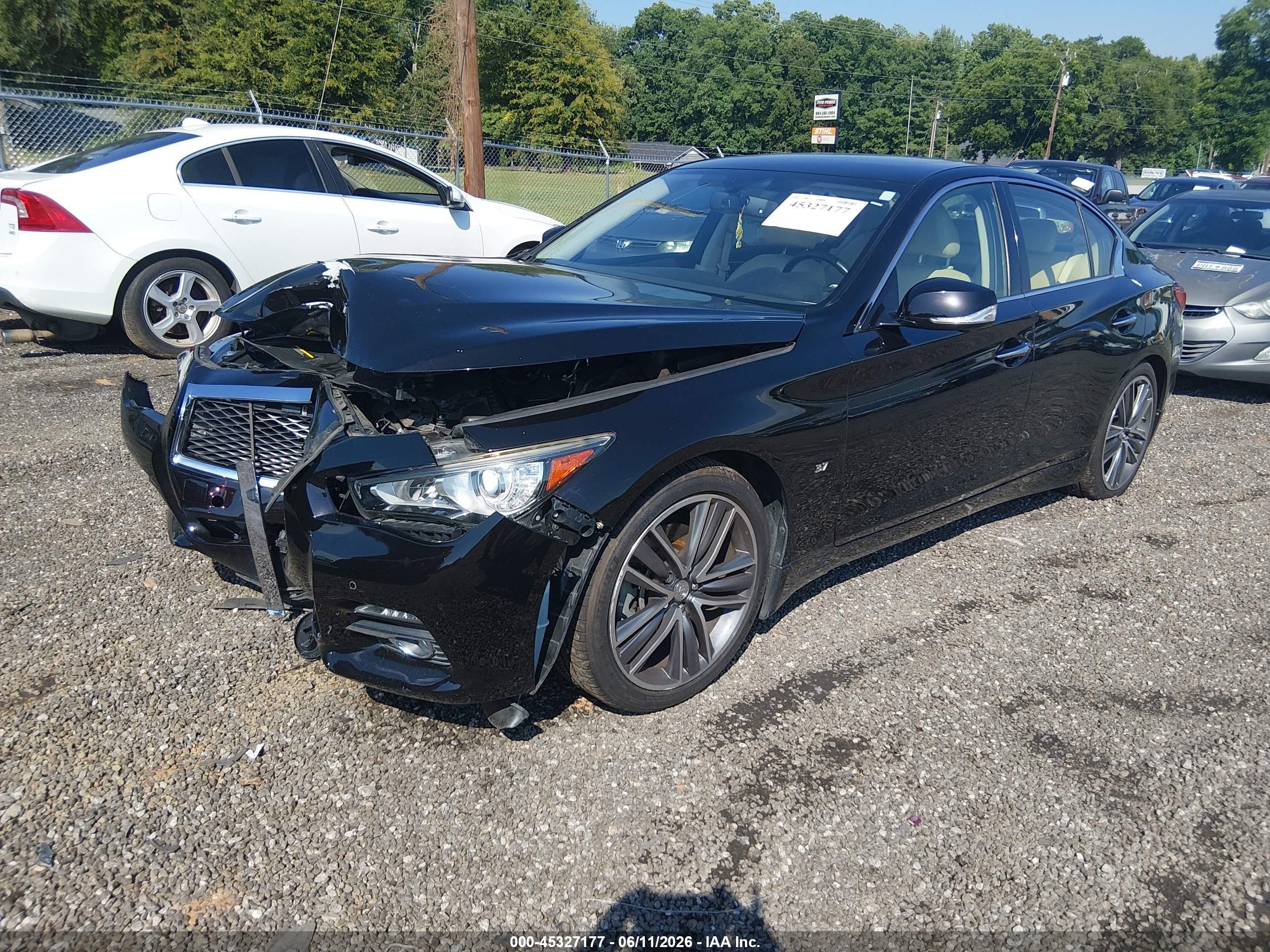 2015 Infiniti Q50 Premium Black vin: JN1BV7AP2FM335974