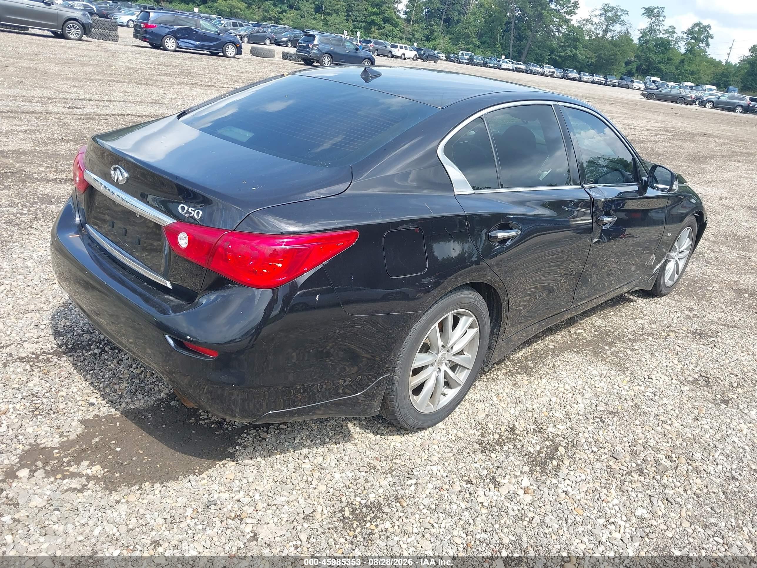 2015 Infiniti Q50 Premium Black vin: JN1BV7AP2FM340902