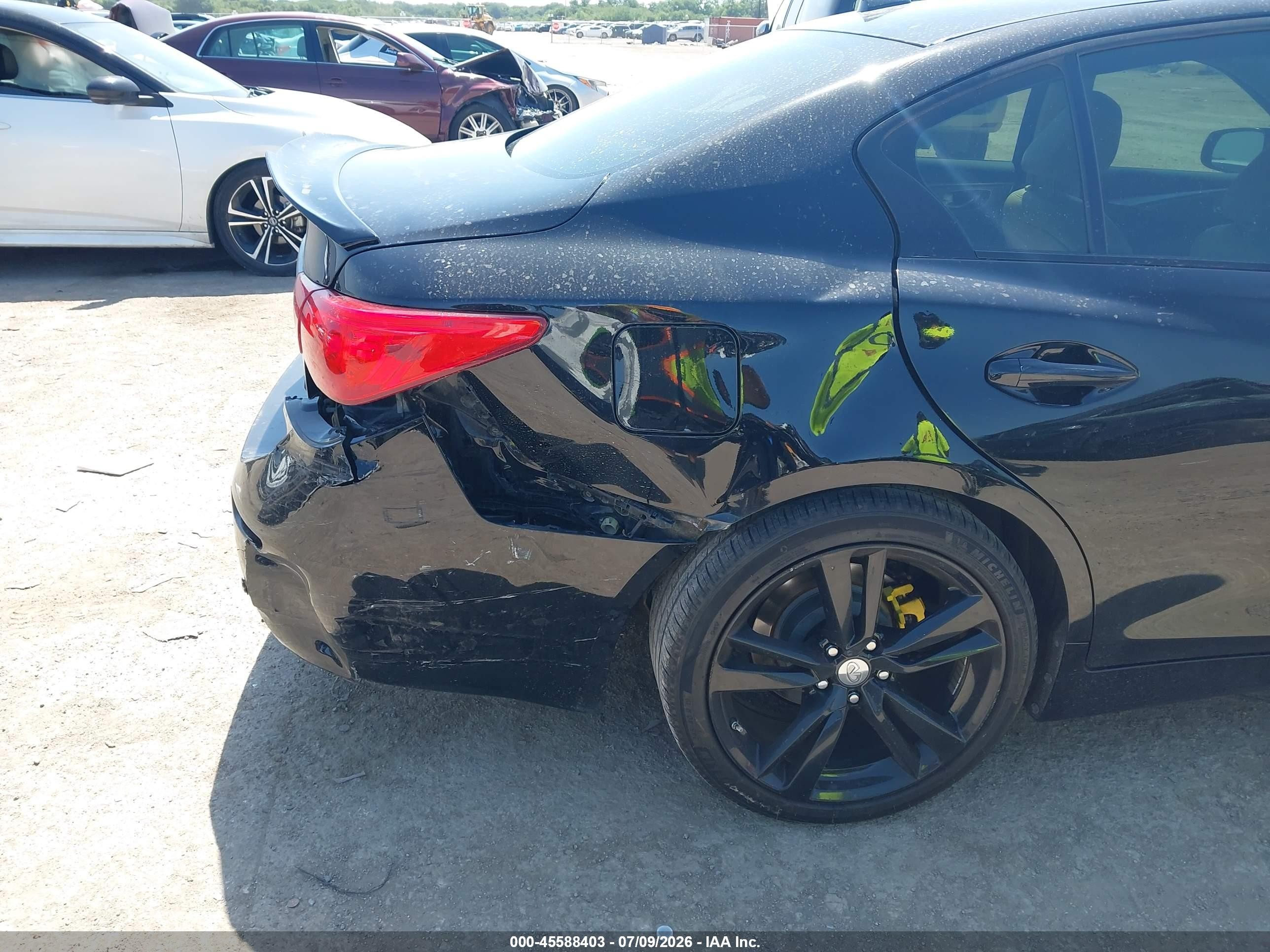 2015 Infiniti Q50 Premium Black vin: JN1BV7AP2FM342813