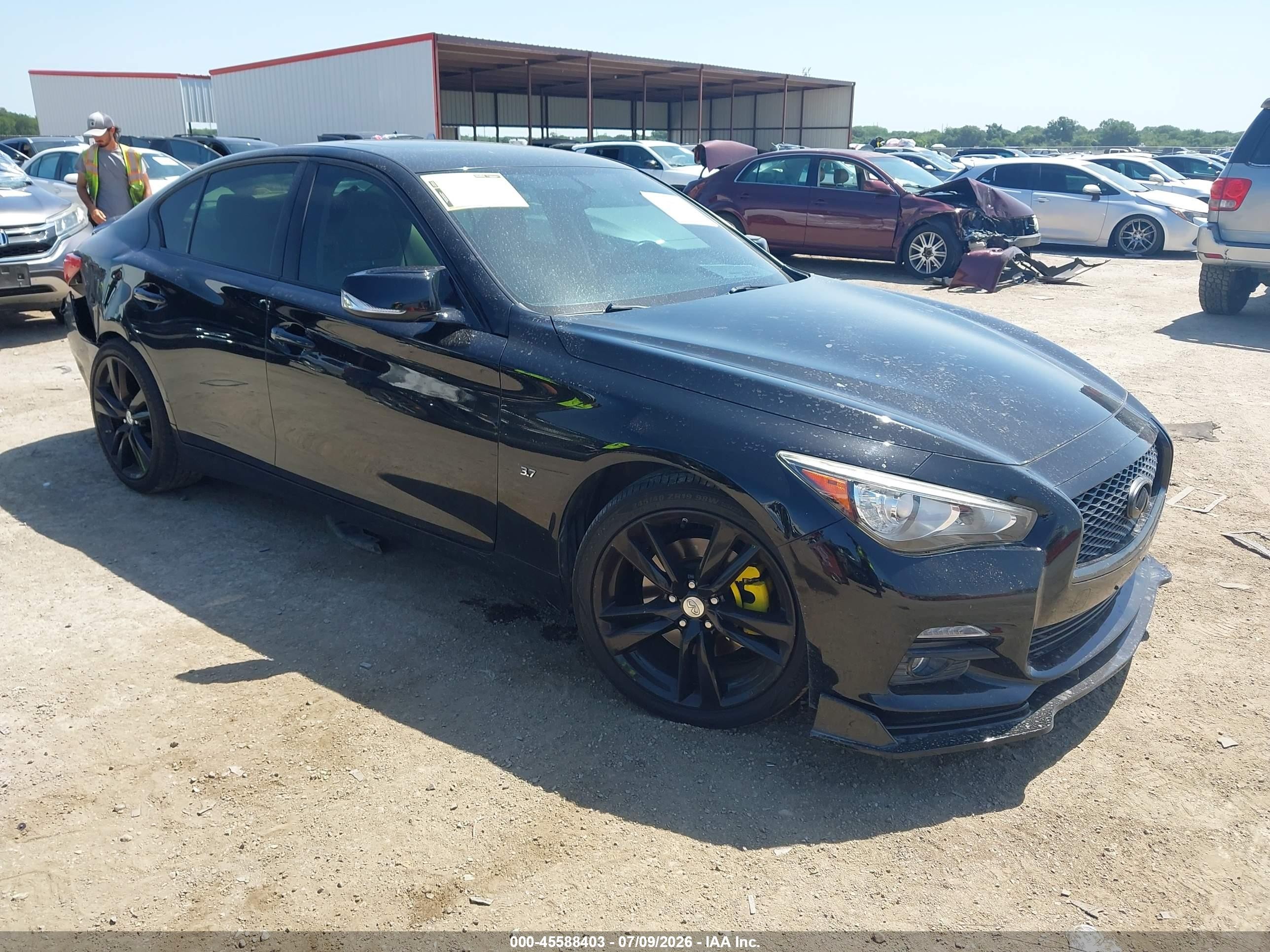 2015 Infiniti Q50 Premium Черный vin: JN1BV7AP2FM342813