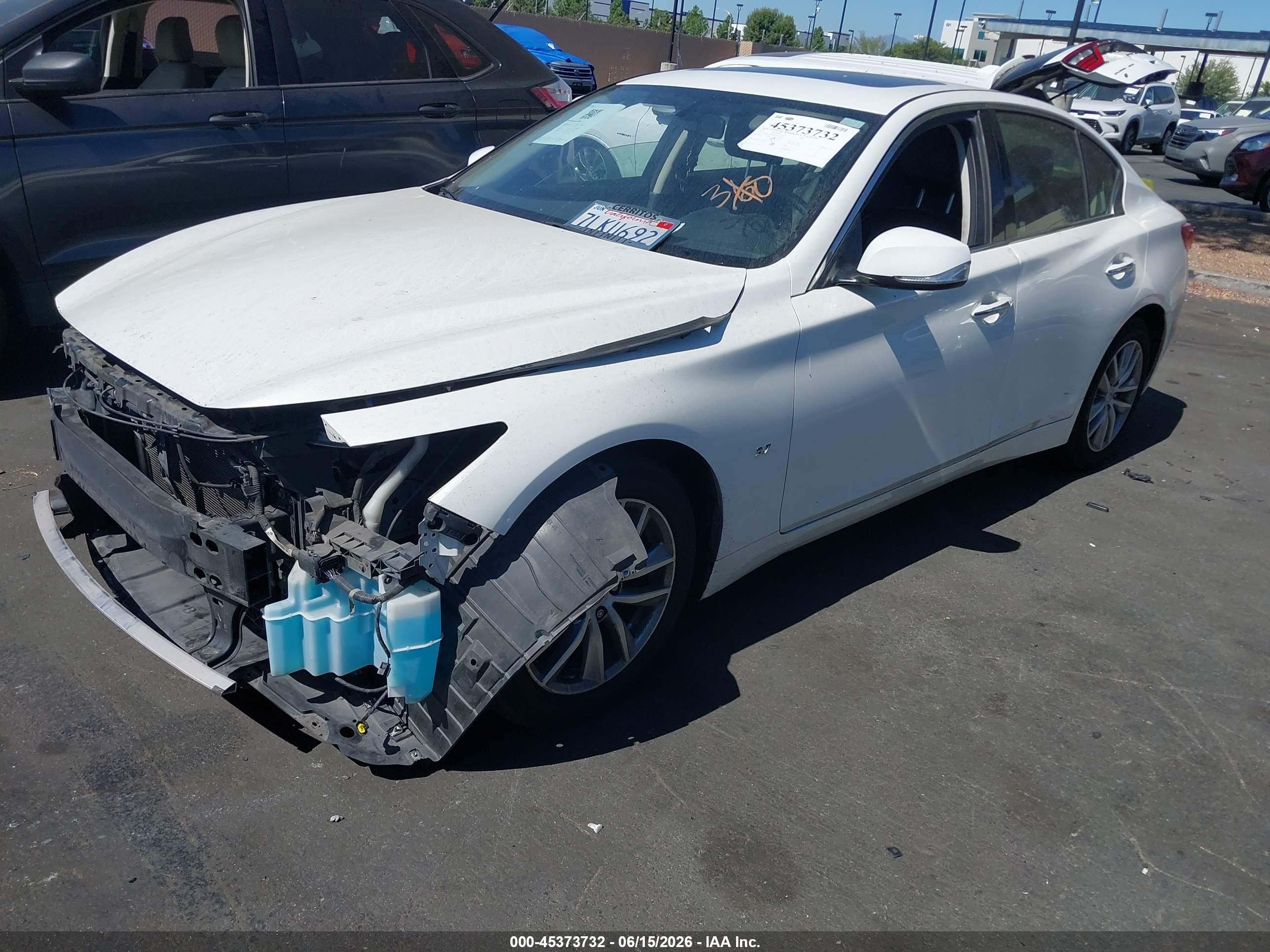 2015 Infiniti Q50   White vin: JN1BV7AP2FM346151