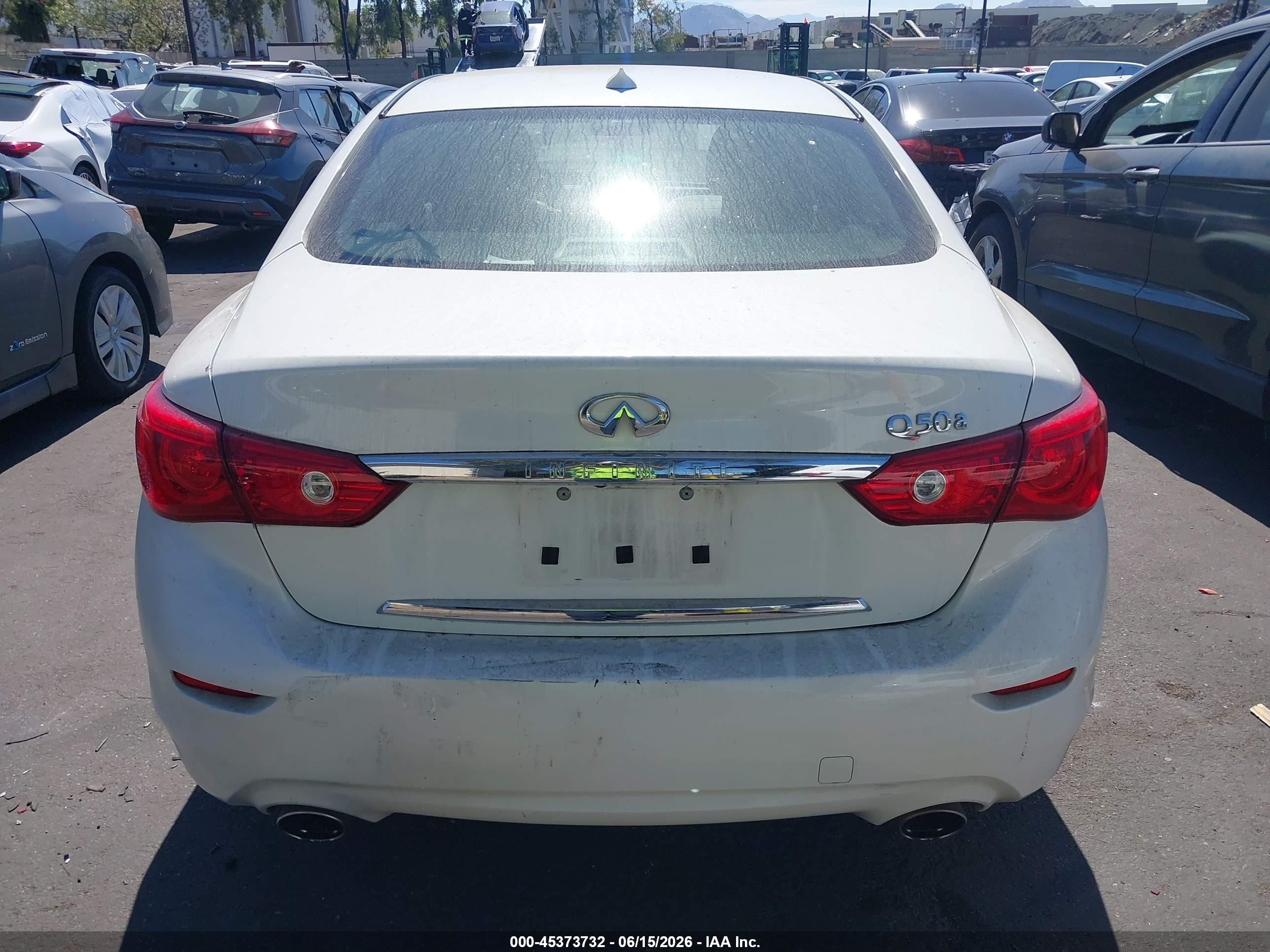 2015 Infiniti Q50   White vin: JN1BV7AP2FM346151
