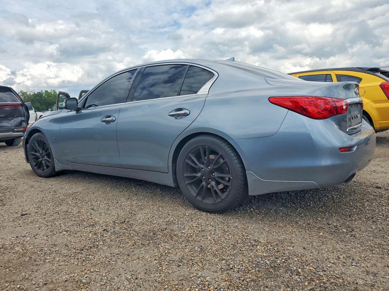 2015 Infiniti Q50 Premium Blue vin: JN1BV7AP2FM346831