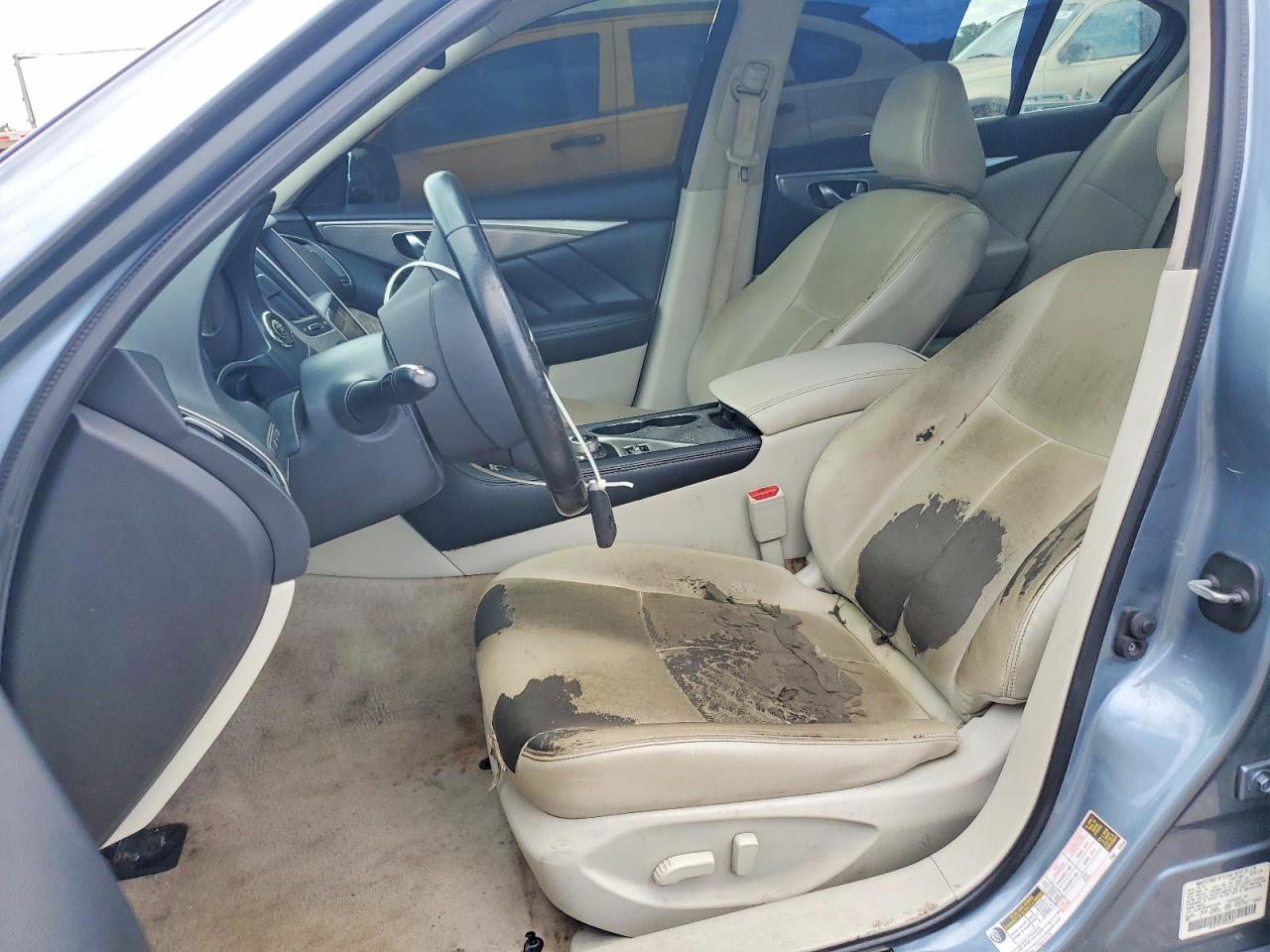 2015 Infiniti Q50 Premium Blue vin: JN1BV7AP2FM346831